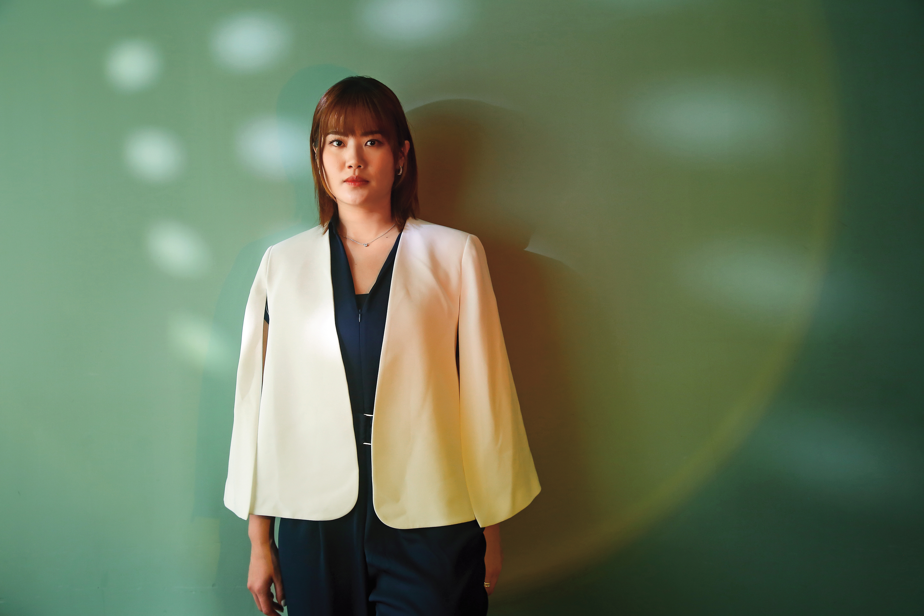 因受傷無法繼續球員生涯， 楊晴轉往影視圈打開另一扇窗。