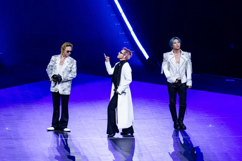 BIGBANG大巨蛋「比大」笑翻4萬人　GD、太陽、大聲喊「我愛台北」行大禮謝幕