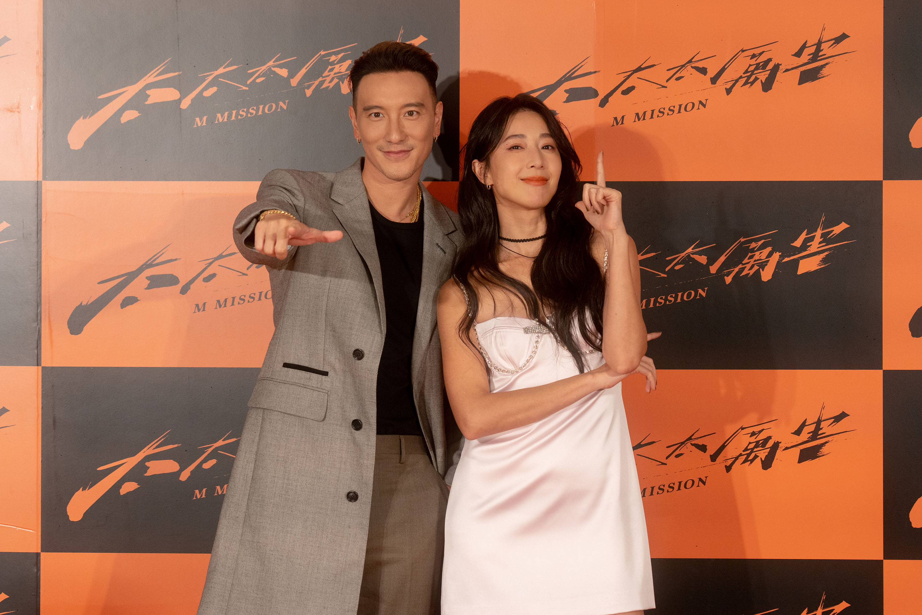 隋棠和王陽明在《太太太厲害》中演特務夫妻。 (鹿路電影提供)