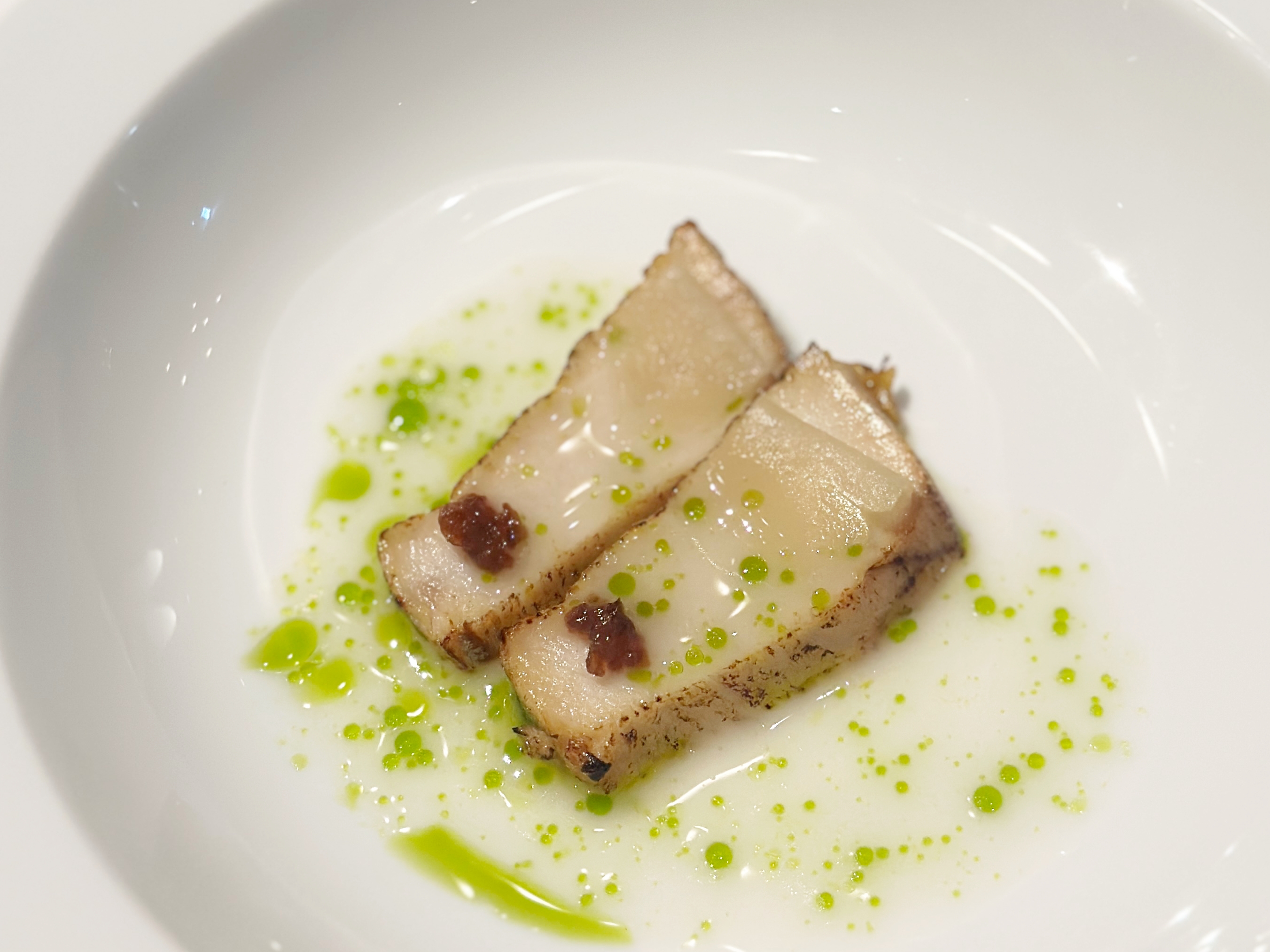 「熟成旬魚蒔蘿佛手瓜」以青甘搭配醋漬宜蘭佛手瓜，鮮味與清酸完美搭配。