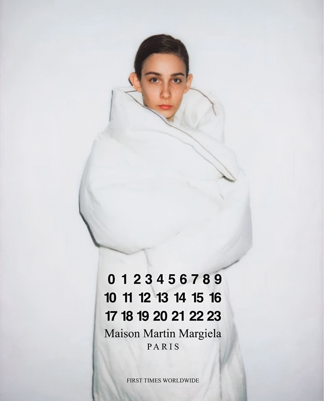1999年秋冬系列推出棉被大衣，數字0～23代表不同系列。（翻攝自Margiela Collector IG）