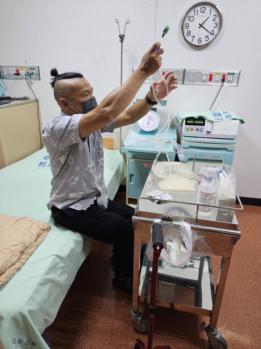 為了保有自由與彈性的日常,林匯祥主動選擇更具彈性的透析方式。