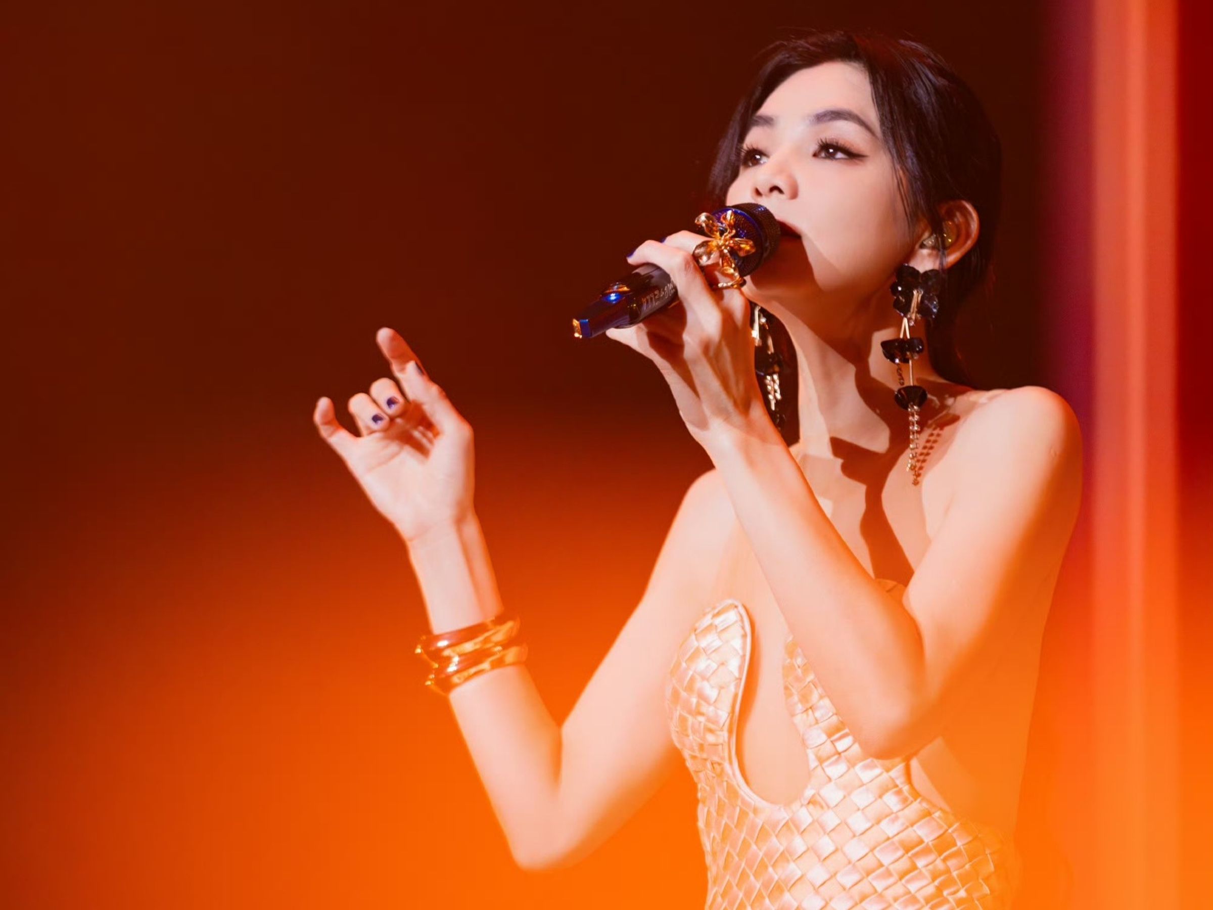 Ella陳嘉樺《It's Me艾拉主意》巡迴演唱會，演唱15首S.H.E時期金曲。（翻攝自陳嘉樺Ella工作室）
