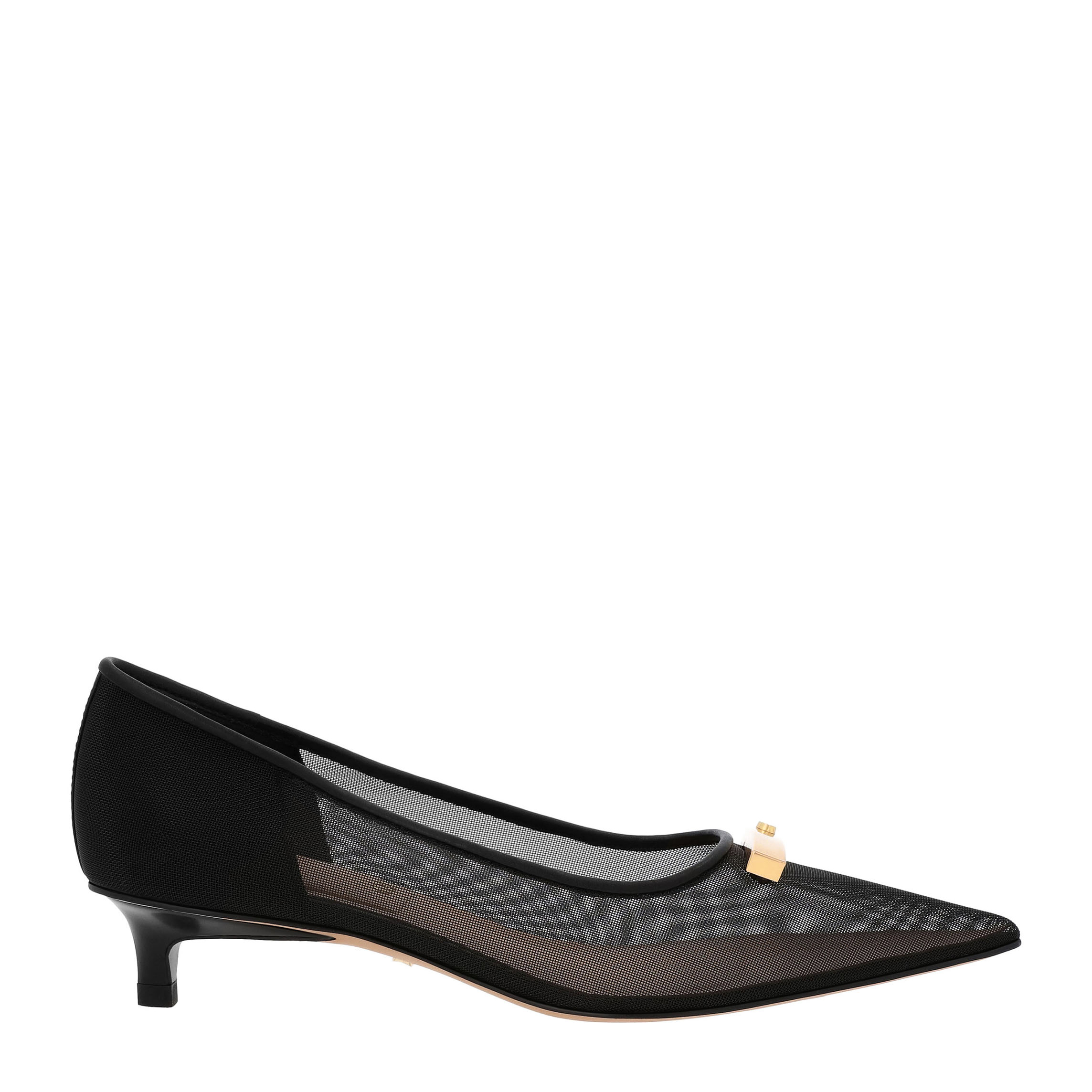 （黑色特別款）網紗跟鞋。NT$2,990。（CHARLES & KEITH提供）