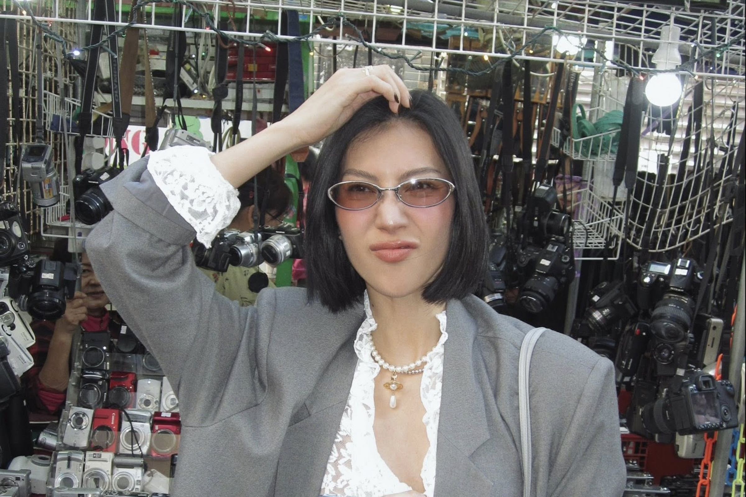 莫莉因詐騙事件，讓前助理背鍋承受巨大壓力。（翻攝自莫莉臉書）