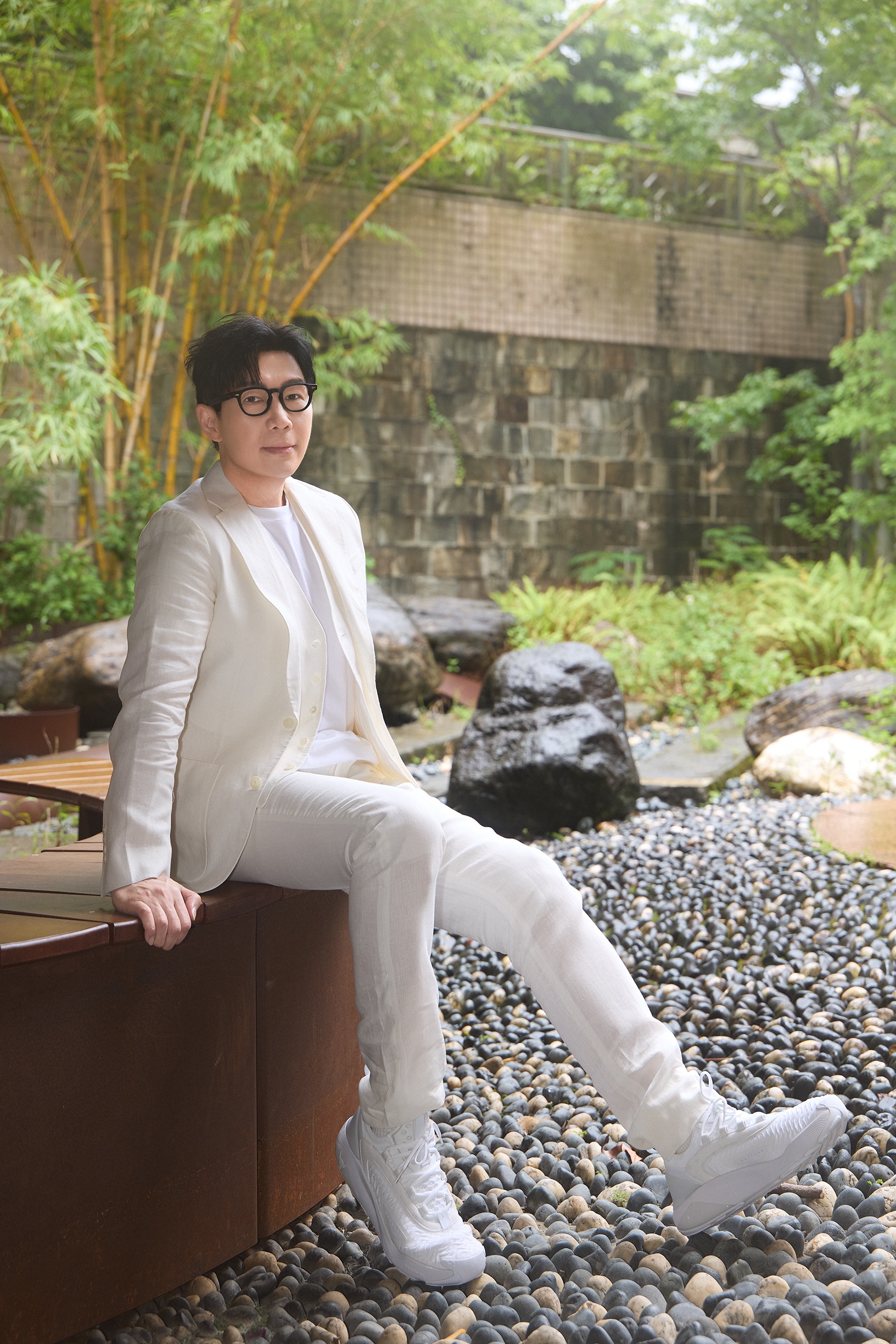 品冠給兒子「半年寫五首歌」任務,大讚音感創作力盼父子合作。(相信音樂提供)