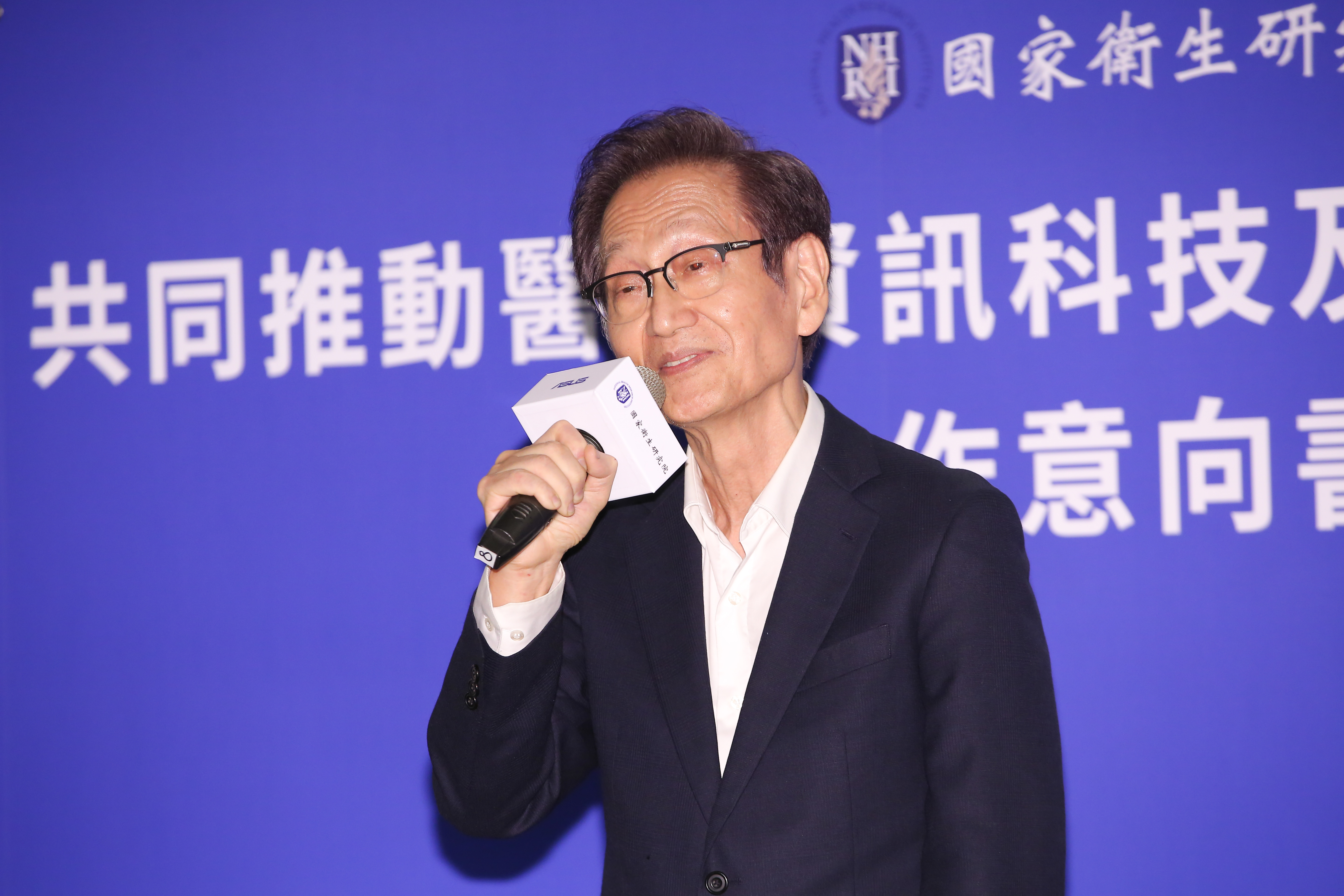 華碩重申施崇棠沒有經營社群公開帳號或群組，呼籲民眾不要受騙。（本刊資料照）