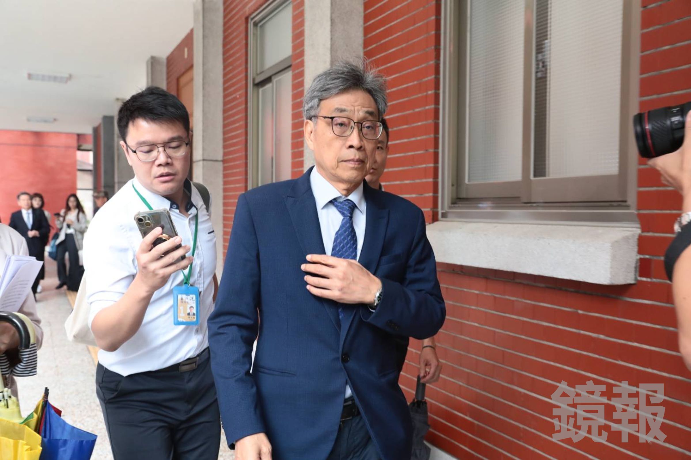 陳駿季今日表示，依《動物傳染病防治法》，當豬場有疑慮時，地方政府有權力前往豬場做檢查，飼主是不得拒絕。（鏡報林煒凱）