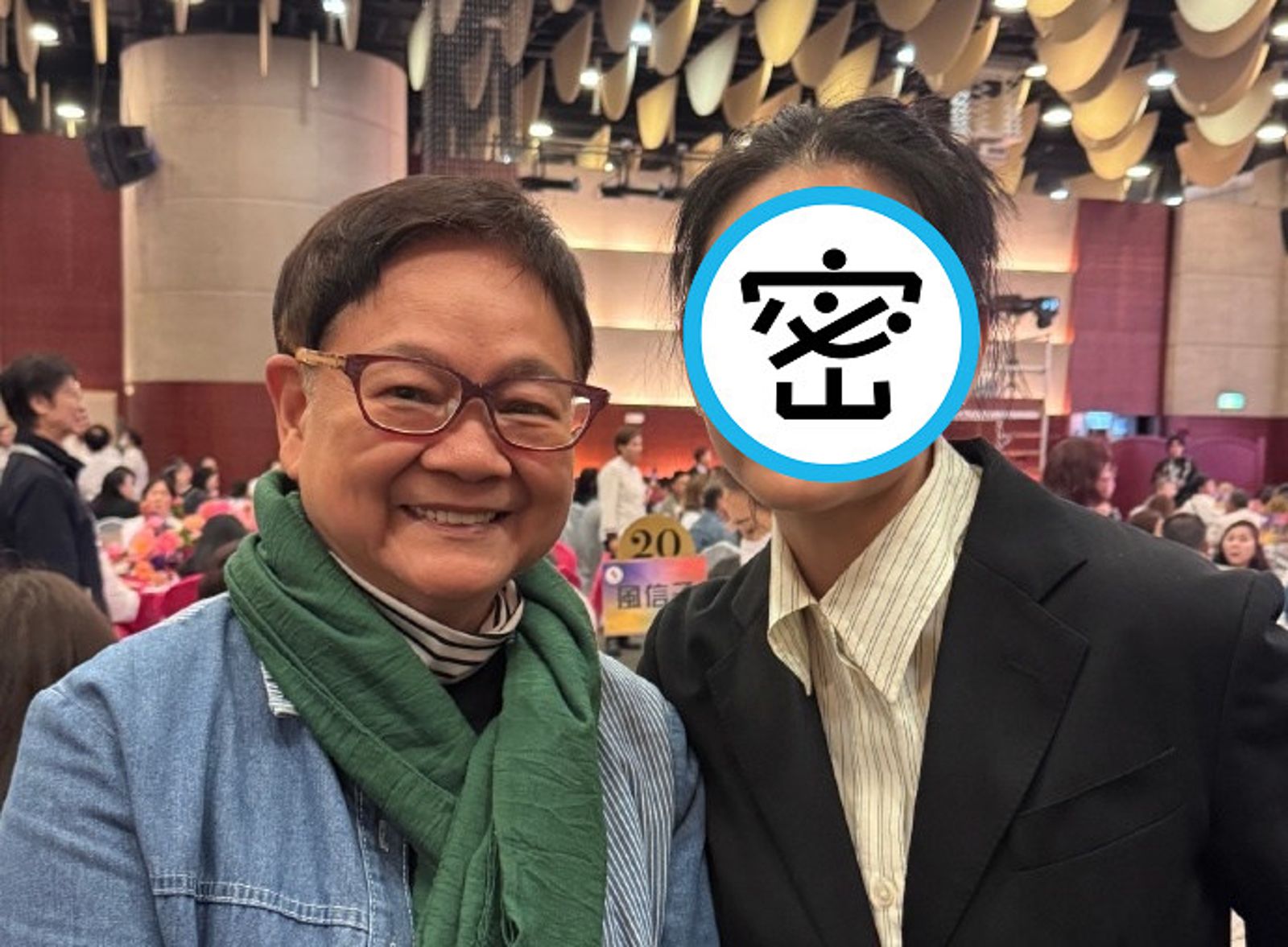 57歲邱淑貞罕見露臉!素顏丸子頭跑趴 「無濾鏡真實狀態」驚人