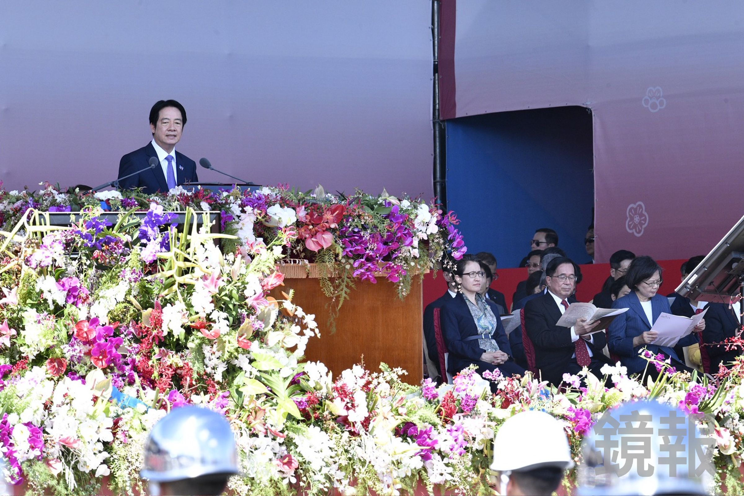 賴清德雙十國慶演說聚焦於台灣內政，包含經濟、國防，也提及台灣人自主行為獲國際關注。（鏡報李智為）