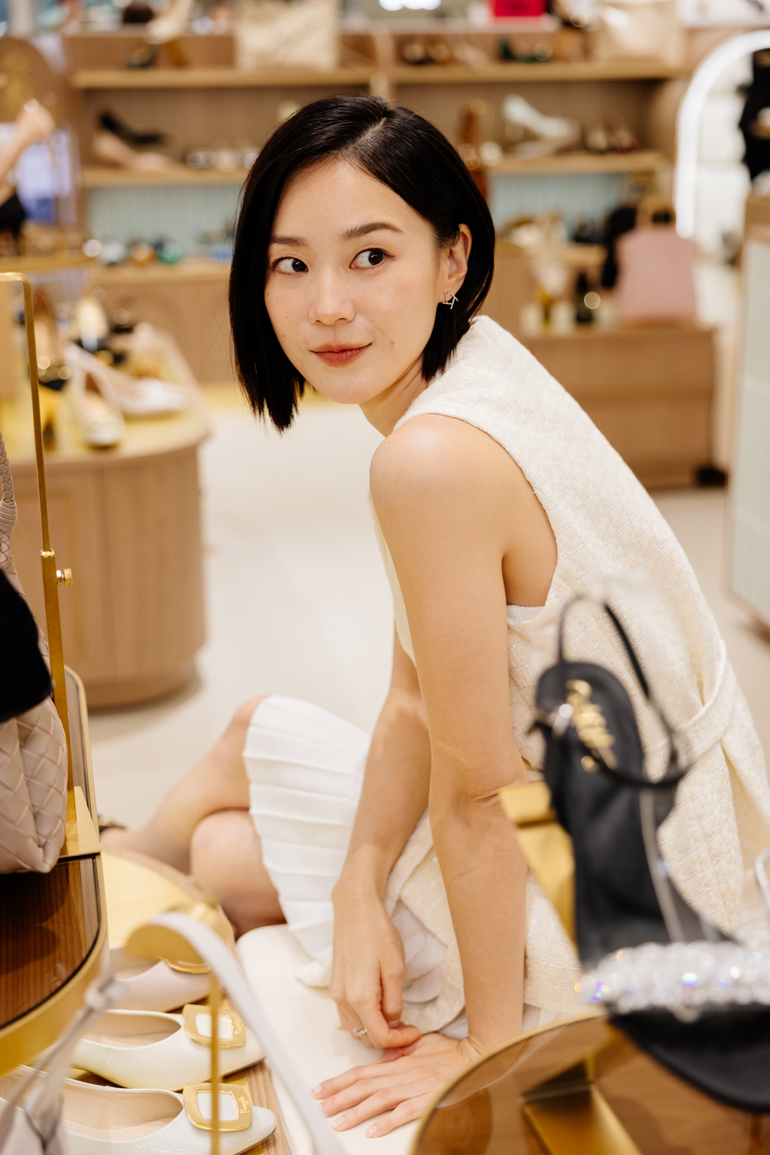 鍾瑶自認是超級鞋控。(東笙集團提供)