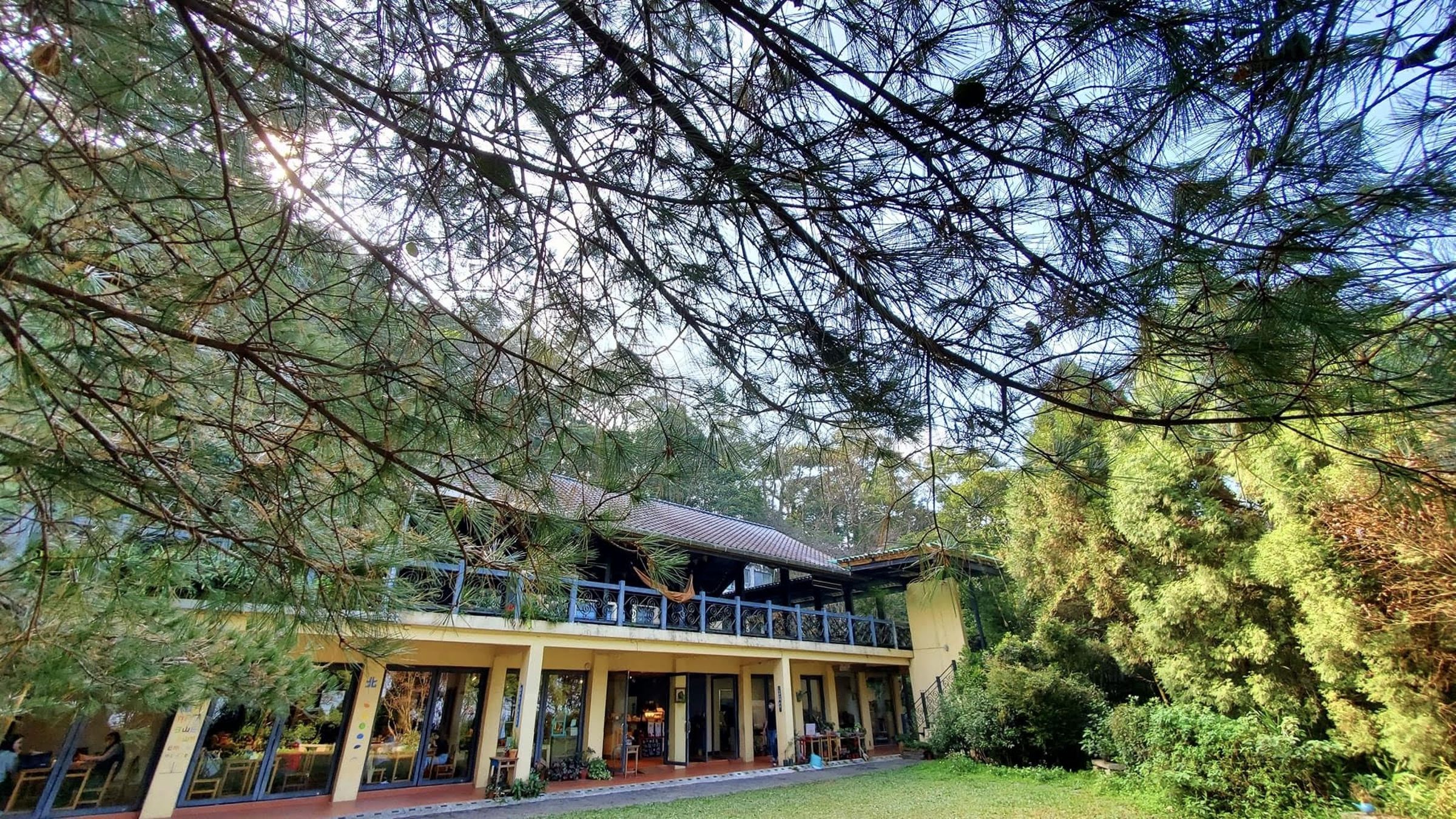 大山北月為豐鄉國小舊址，改建後仍保有校園風貌讓人童心未泯。（新竹縣政府提供）