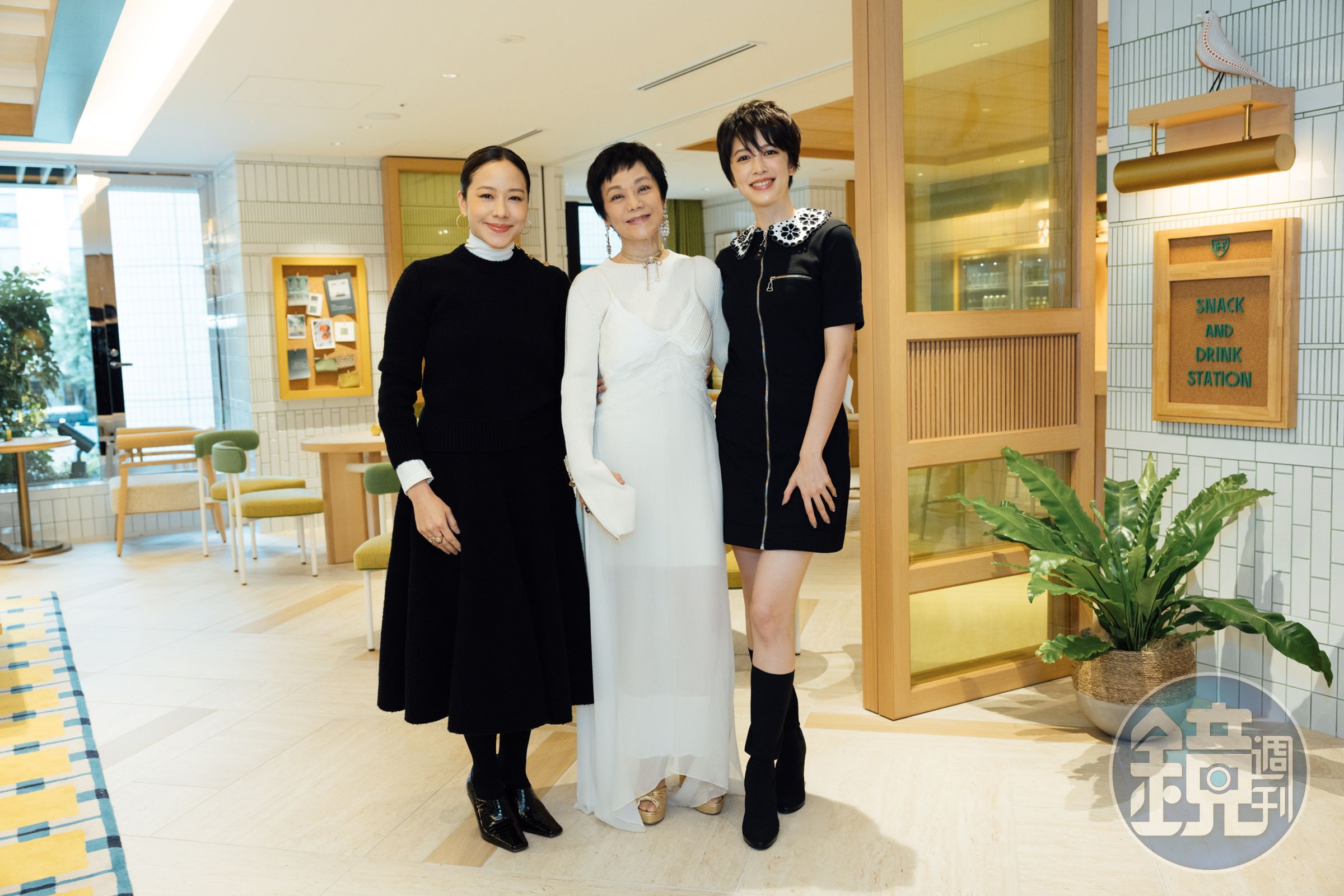 《女兒的女兒》中飾演母女的林嘉欣(左起)、張艾嘉、劉奕兒齊聚東京影展,此次也是3人殺青後首度合體團圓。(東昊提供)