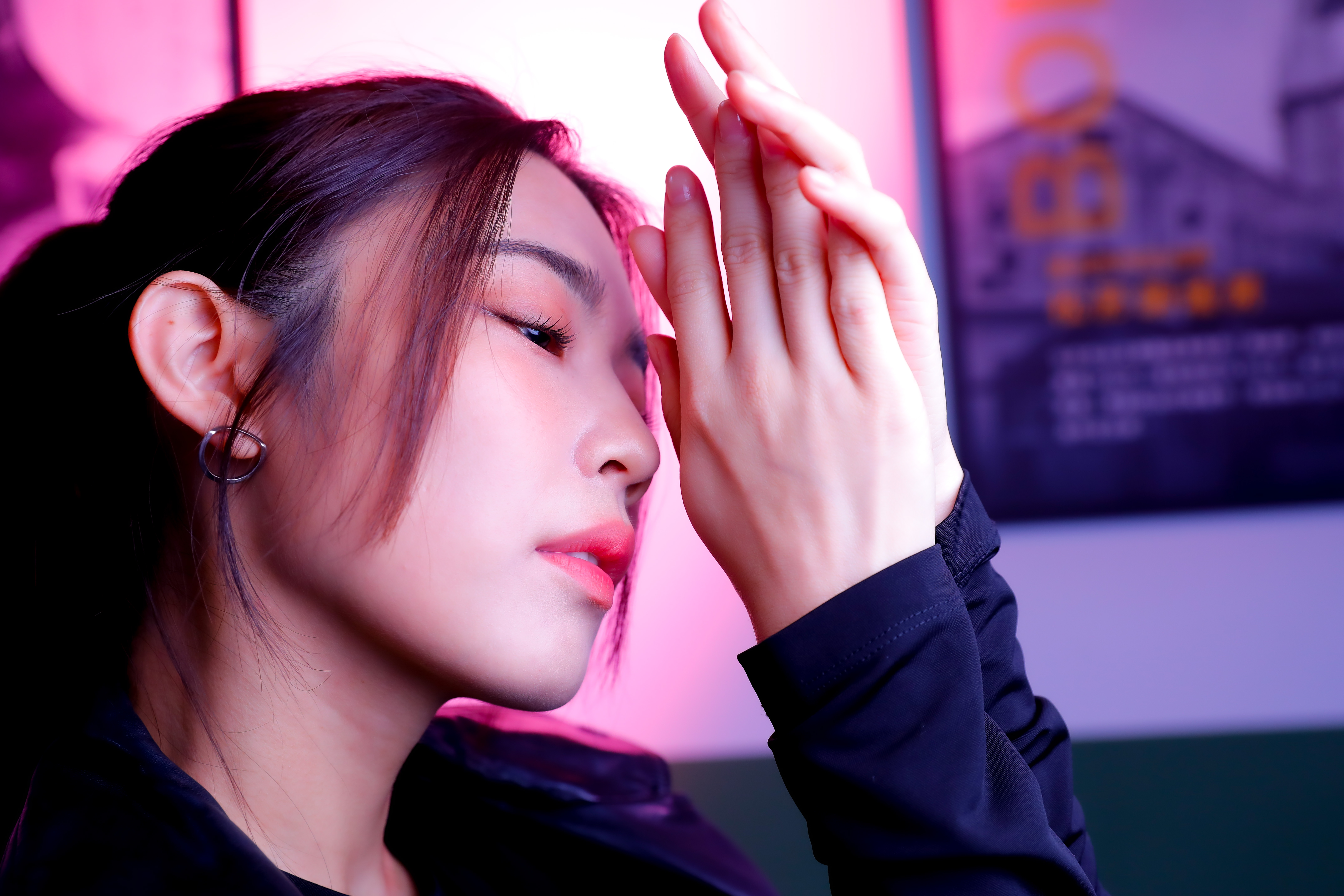 林思宇演出《妮波自由式》，從運動女神化身約砲達人。