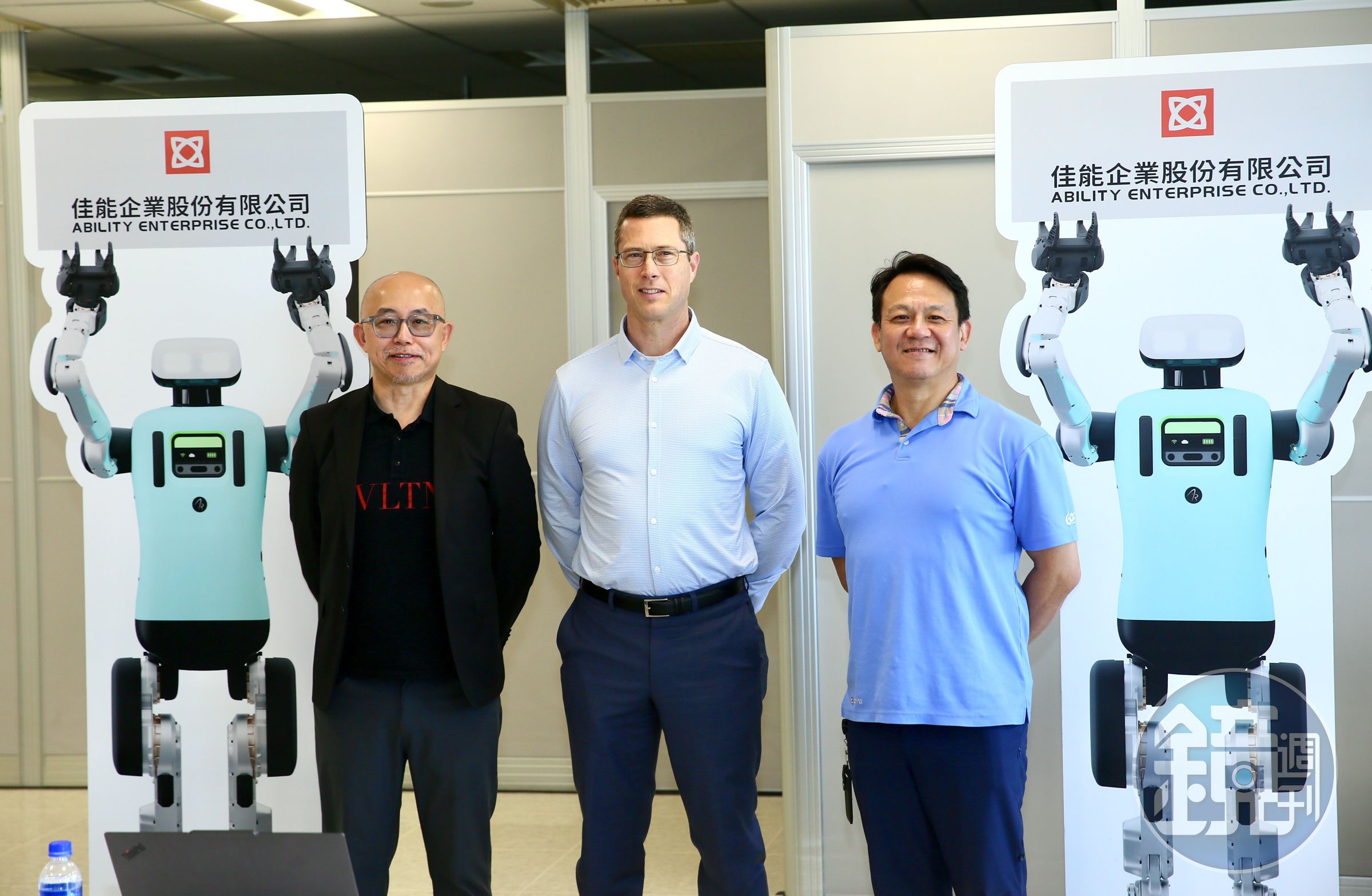 Agility創辦人赫斯特今(24)日造訪佳能總部,並公開接受媒體訪問。