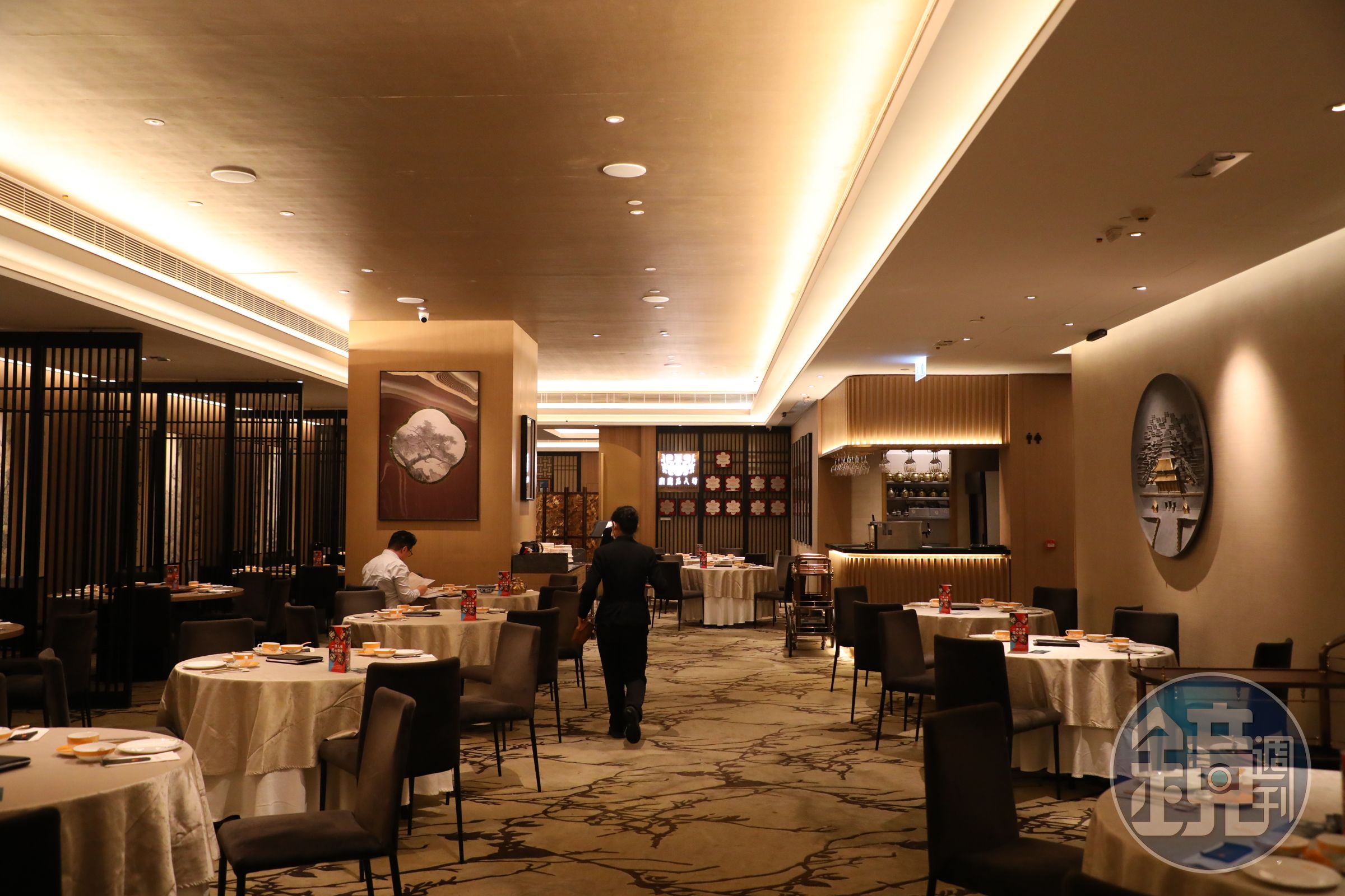 雖然改成「店中店」型態，但廚魔名人坊仍然有舒適的獨立空間，也有可宴客的私人包廂。