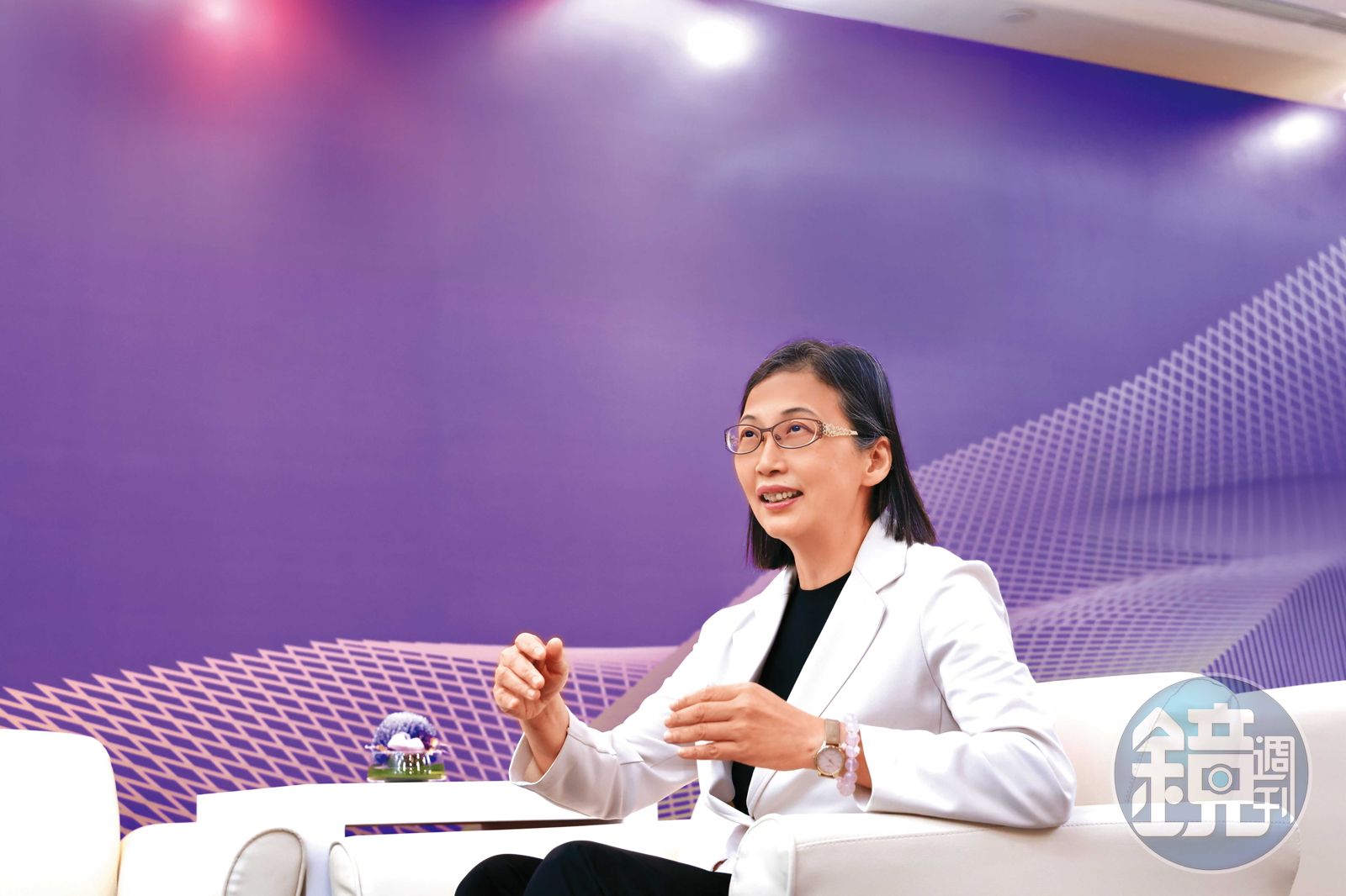徐秀蘭專訪/AI漲價潮延燒到半導體最上游 環球晶徐秀蘭:矽晶圓明年更缺