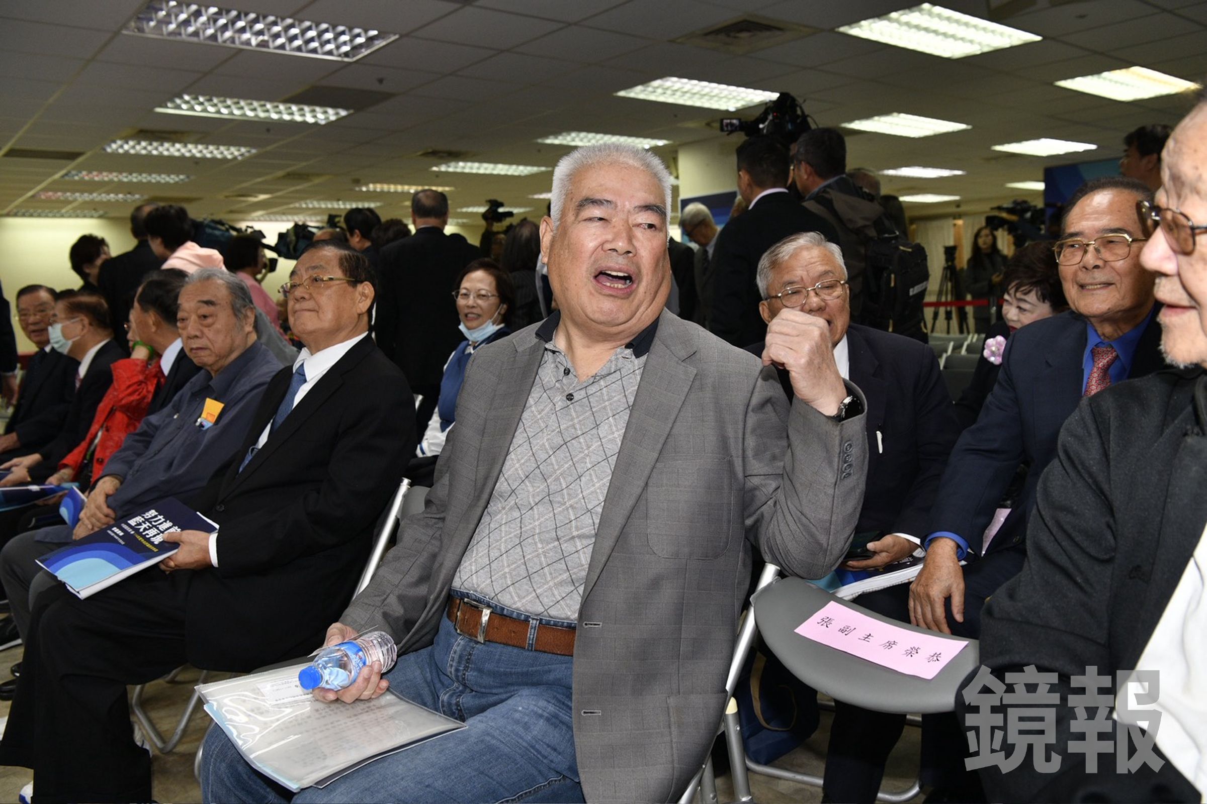 國民黨副主席季麟連為了支持傅崐萁的「3800億+N」版軍購草案,竟喊出開除韓國瑜的主張,引發黨內風暴。(資料照,鏡報李智為)
