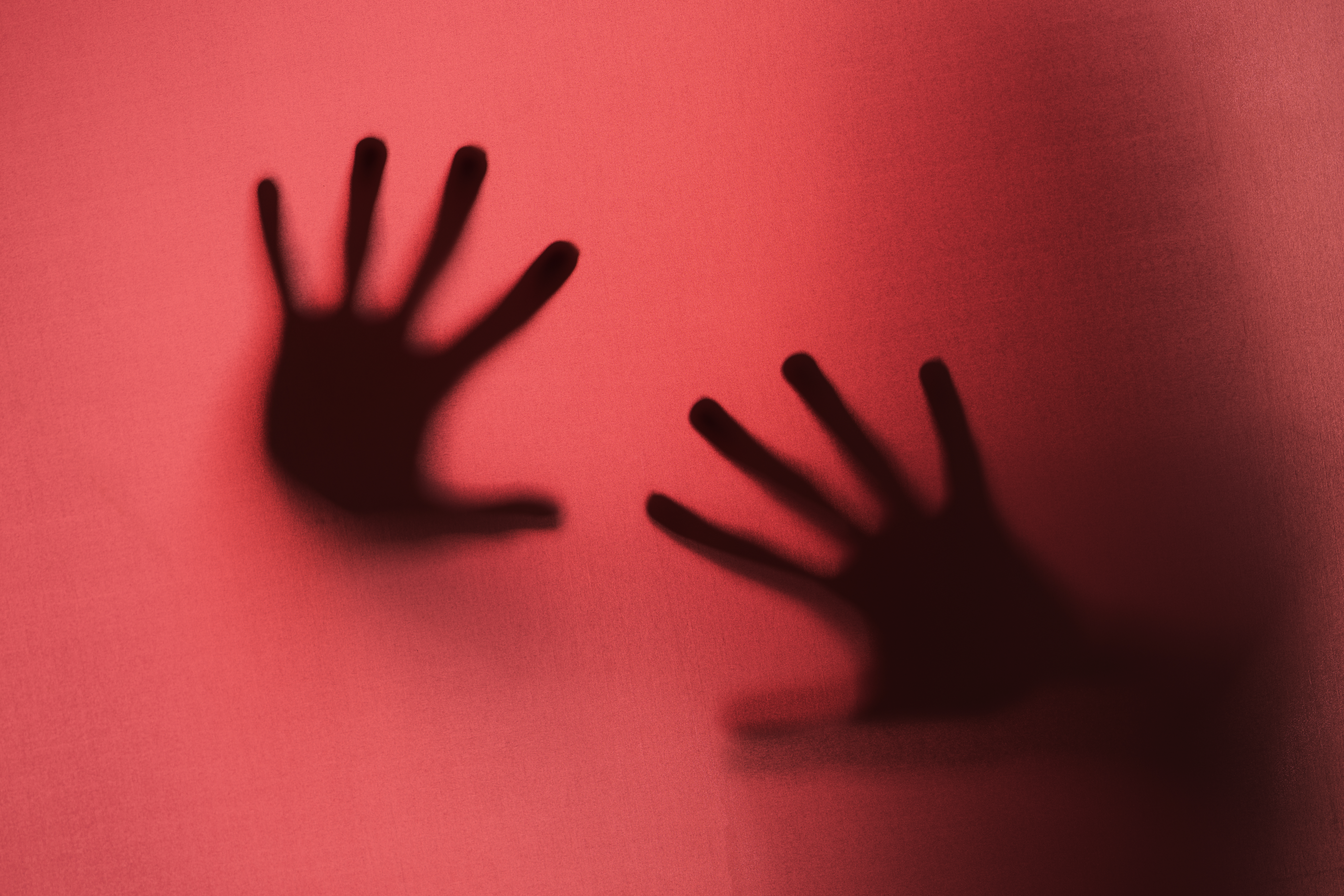 高雄女僅因不滿「表弟偷吃泡麵說謊」冷血虐殺他。（示意圖；freepik）