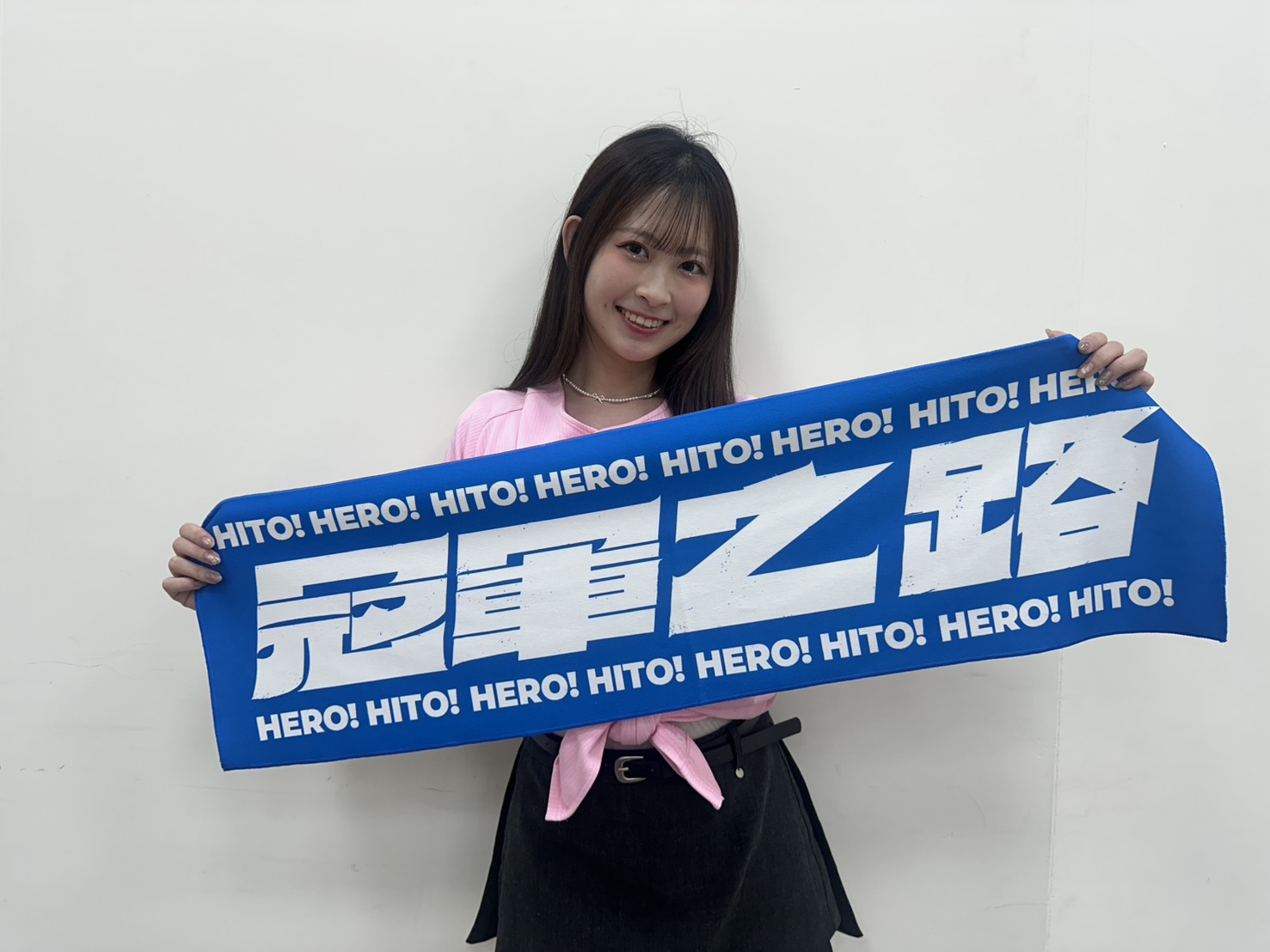 《冠軍之路》邀請富邦悍將啦啦隊成員 Jessy現身戲院。（牽猴子提供）