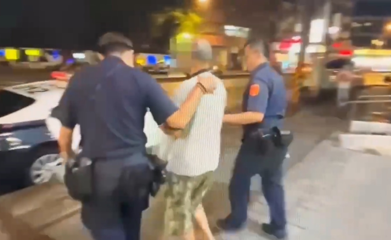 警方訊後將許男依竊盜罪移送法辦。（翻攝畫面）