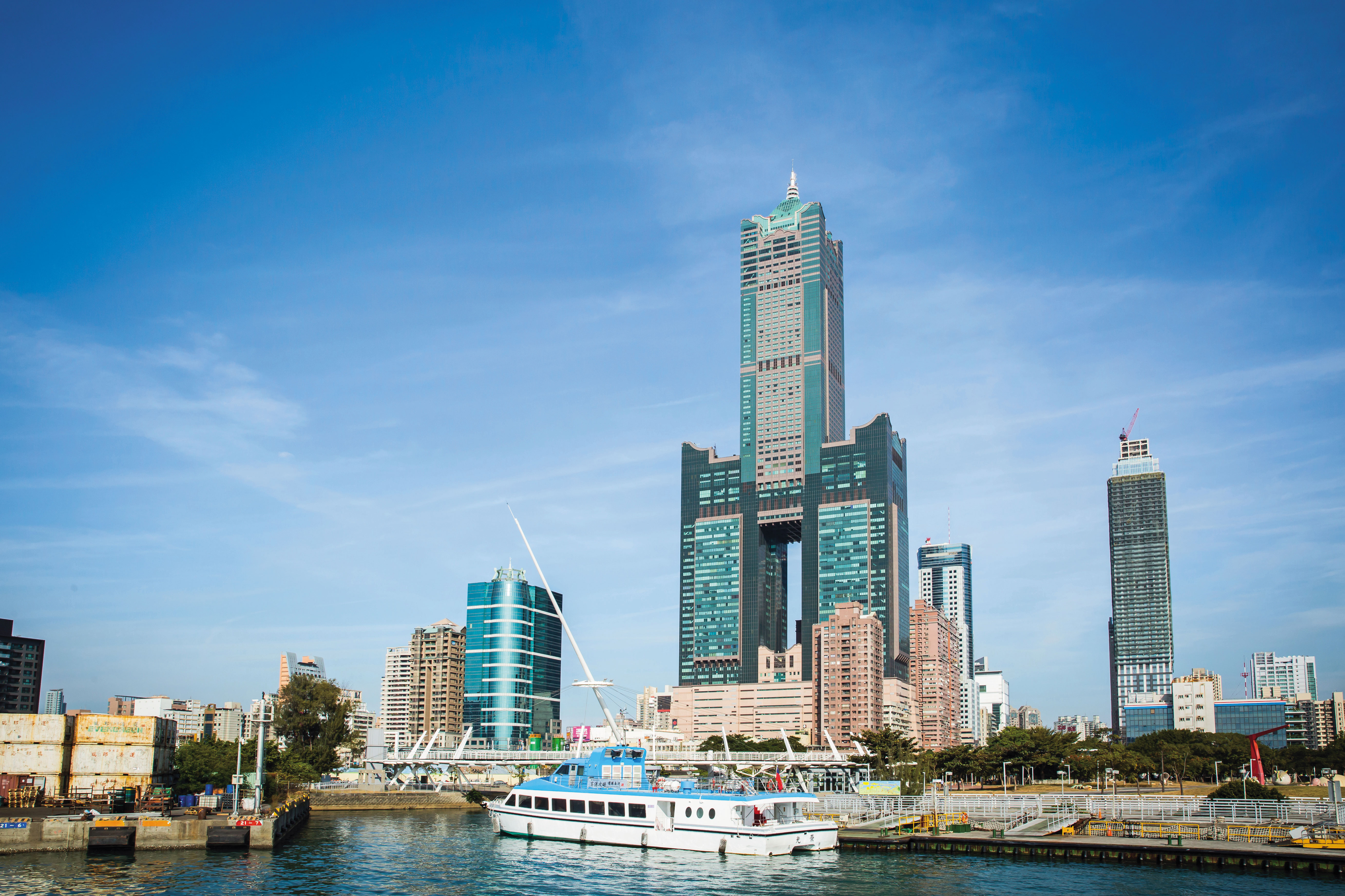 想嘗試郵輪之旅的旅客，可先從高雄、基隆出發，行程較短。