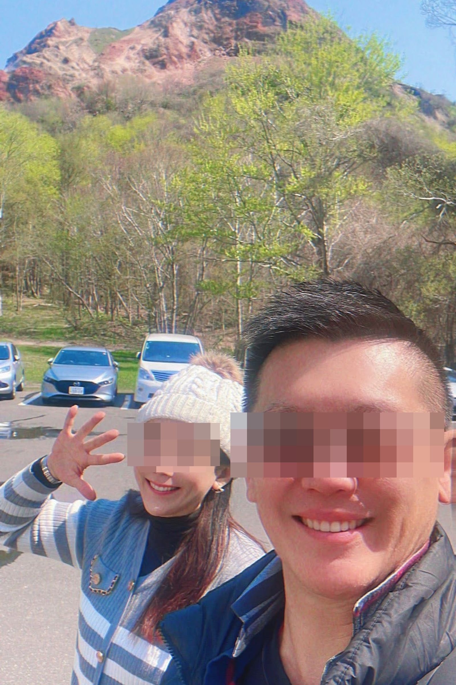 陳女日前與杜姓丈夫前往日本北海道度假,卻在浴場偷拍。(翻攝自陳女臉書)