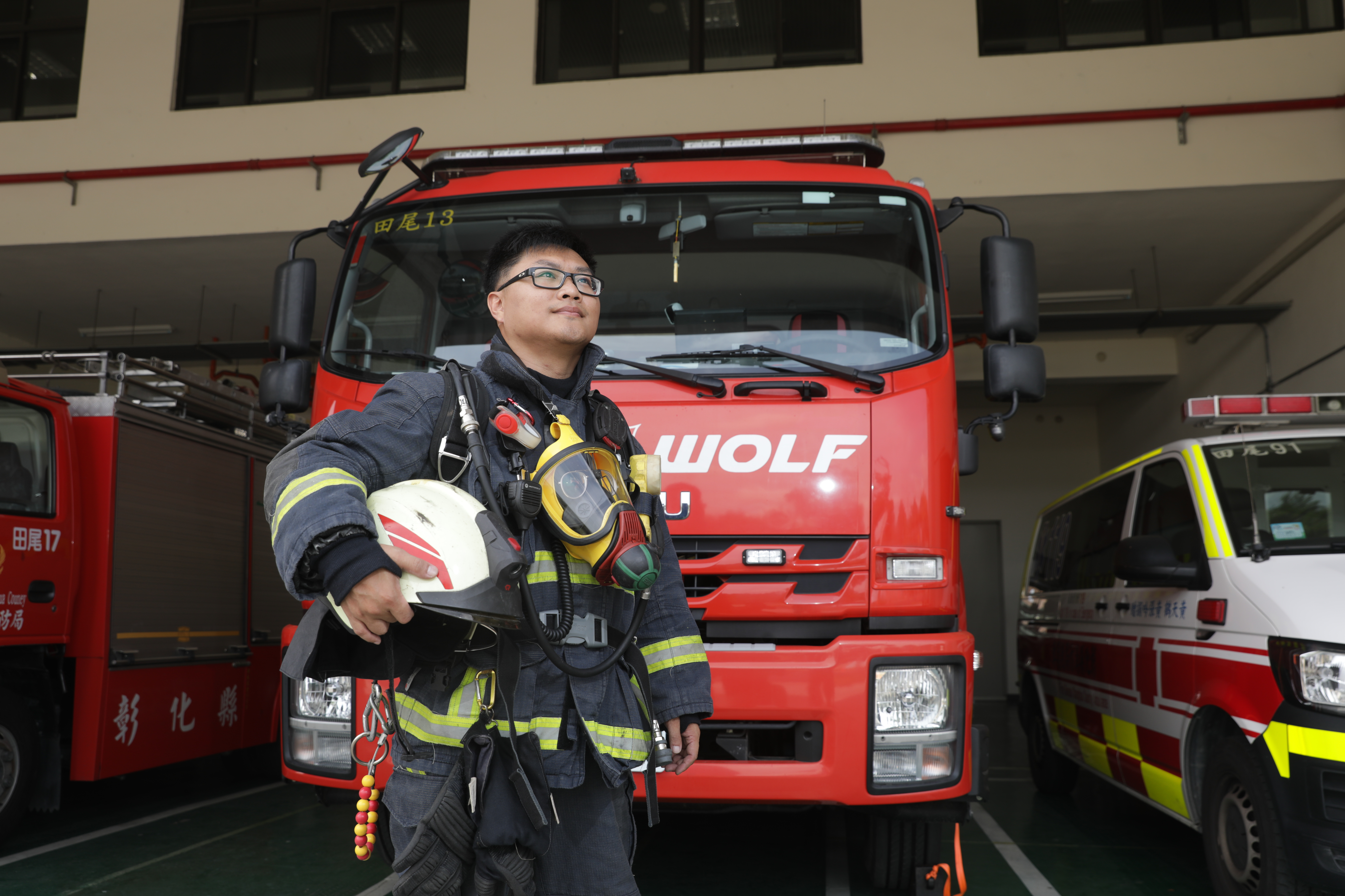 土生土長的彰化人余尚諺，警專畢業後於家鄉消防局任職至今逾12年，榮獲2024年十大傑出救護技術員。