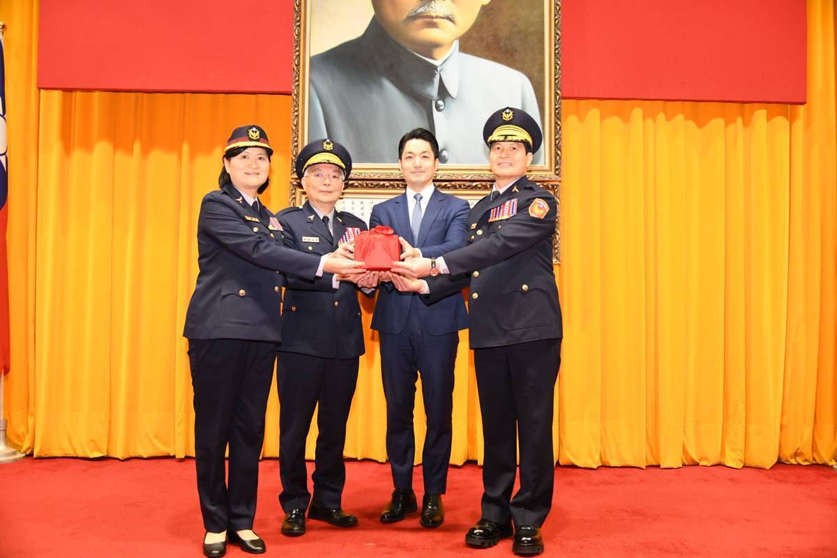 台北市長蔣萬安首肯同意林炎田出任北市警察局長，政壇藍綠通吃能力令人意外。（台北市警局提供）