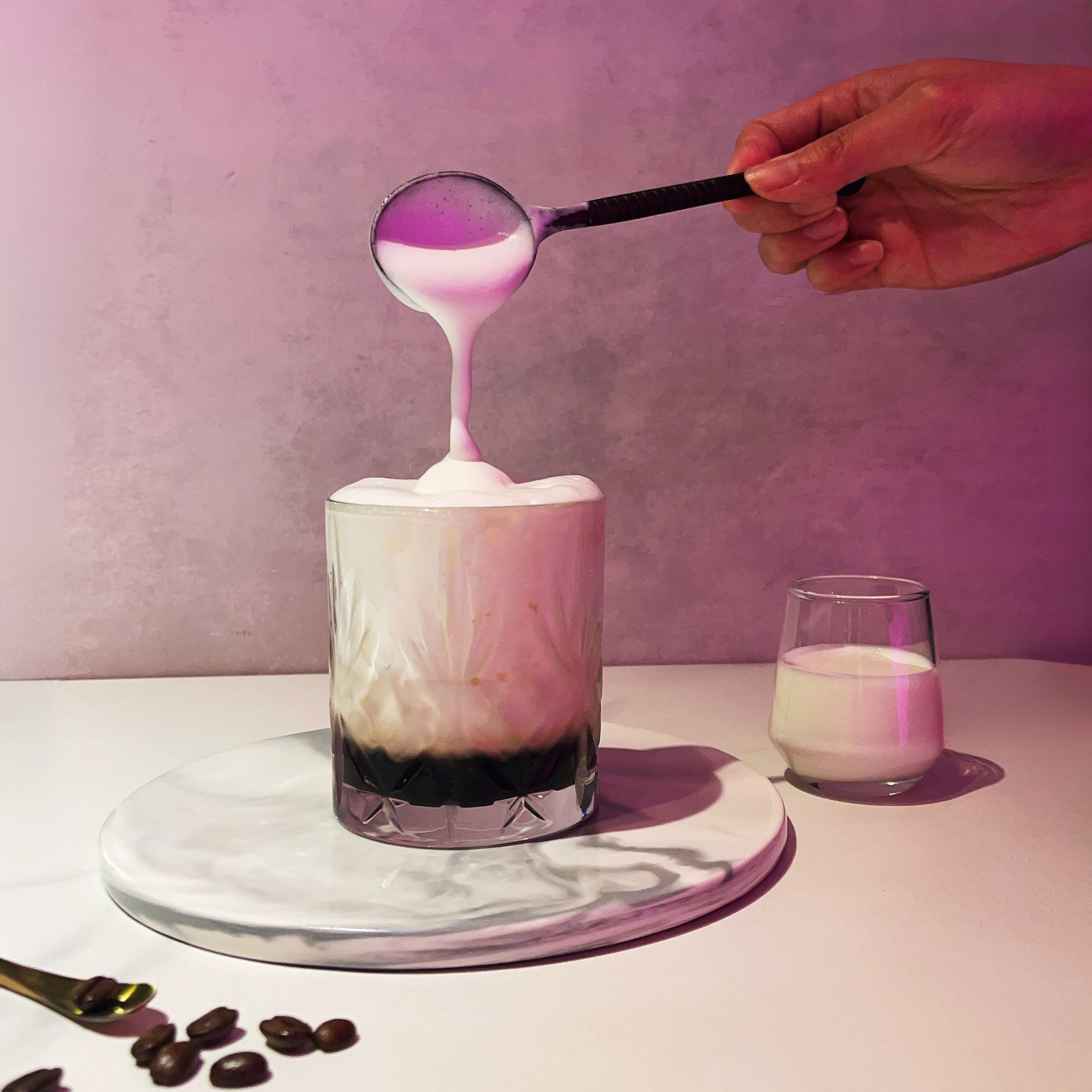 ELLE CAFÉ提供晚安拿鐵。(Flavor風格美食指南提供)