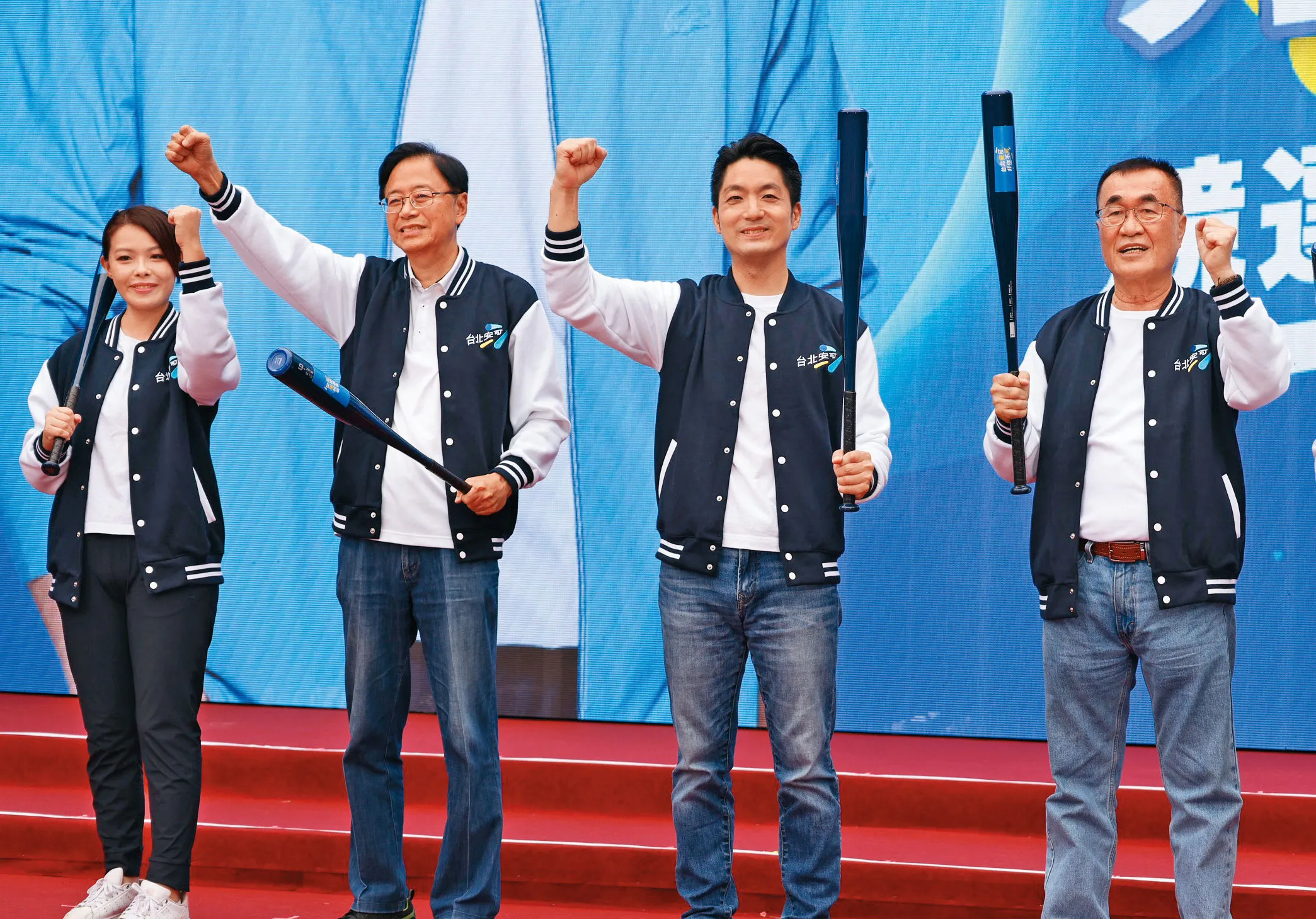 蔣變陣反攻洋流／局處頻扯後腿民調狂洩　蔣萬安急改戰法突破沉默螺旋