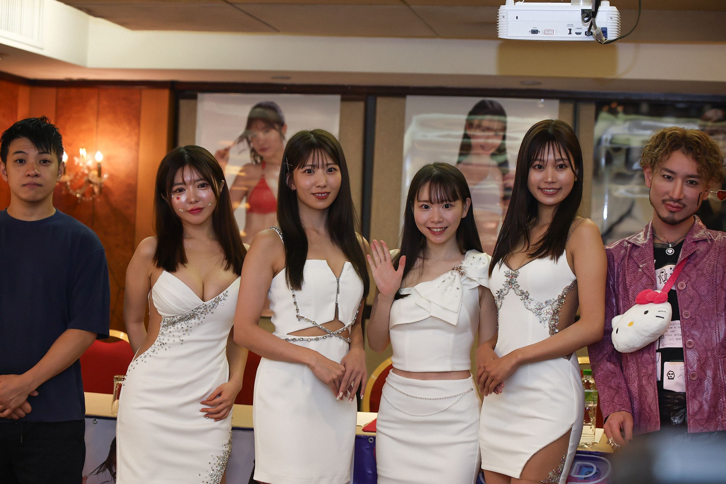 KOKI（左起）善場麻美、山岸綺花、藤田梢、前田美波和加賀優作，今（25日）與媒體小敘，明天將參加臺灣同志遊行。（奧視提供）