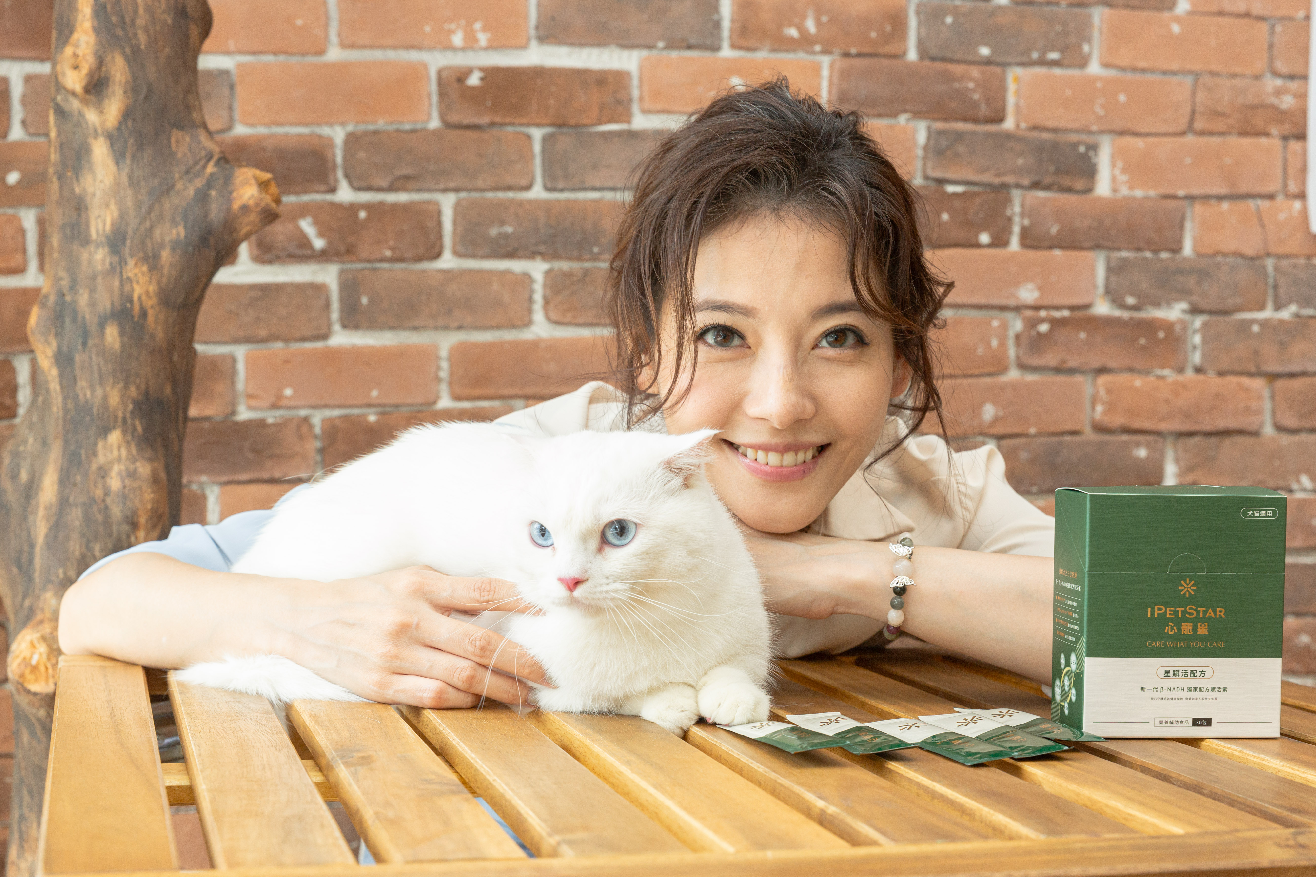 王樂妍對好友簡沛恩的寵物品牌十分推薦。