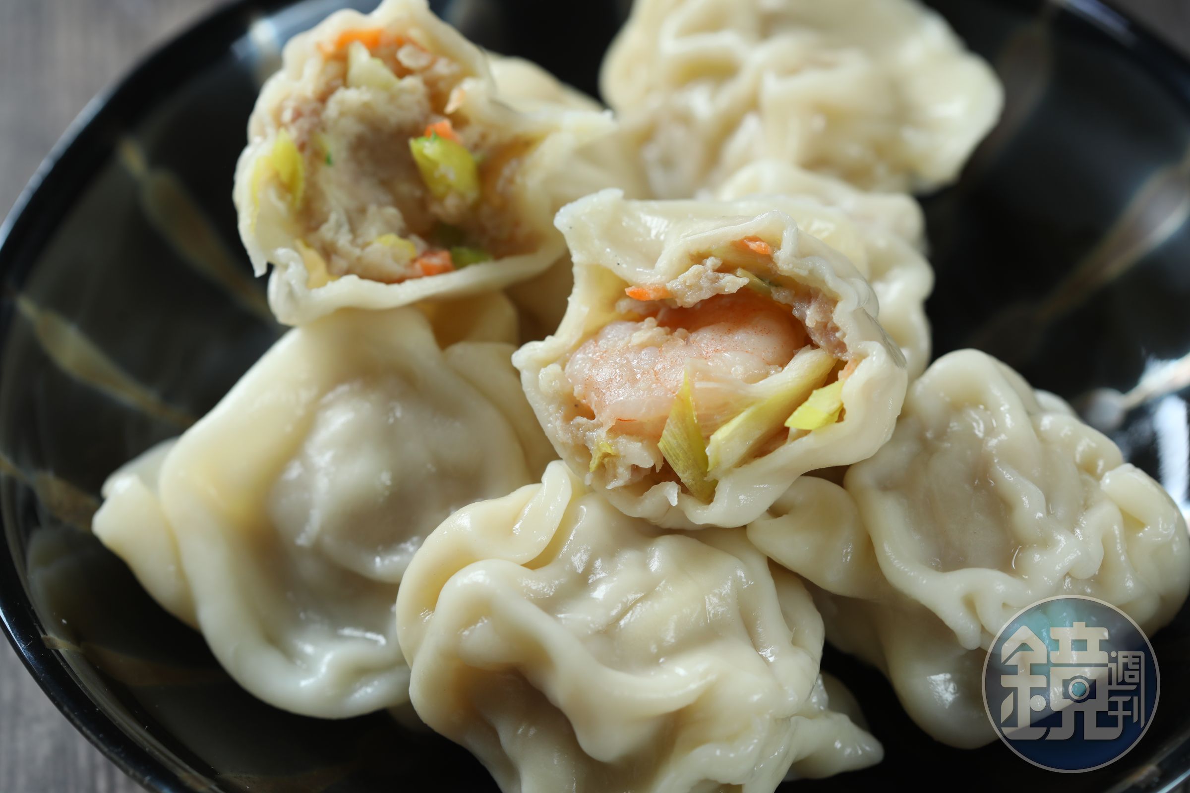 「高麗菜蝦仁」鮮味十足。（240元／袋，約22～24顆）