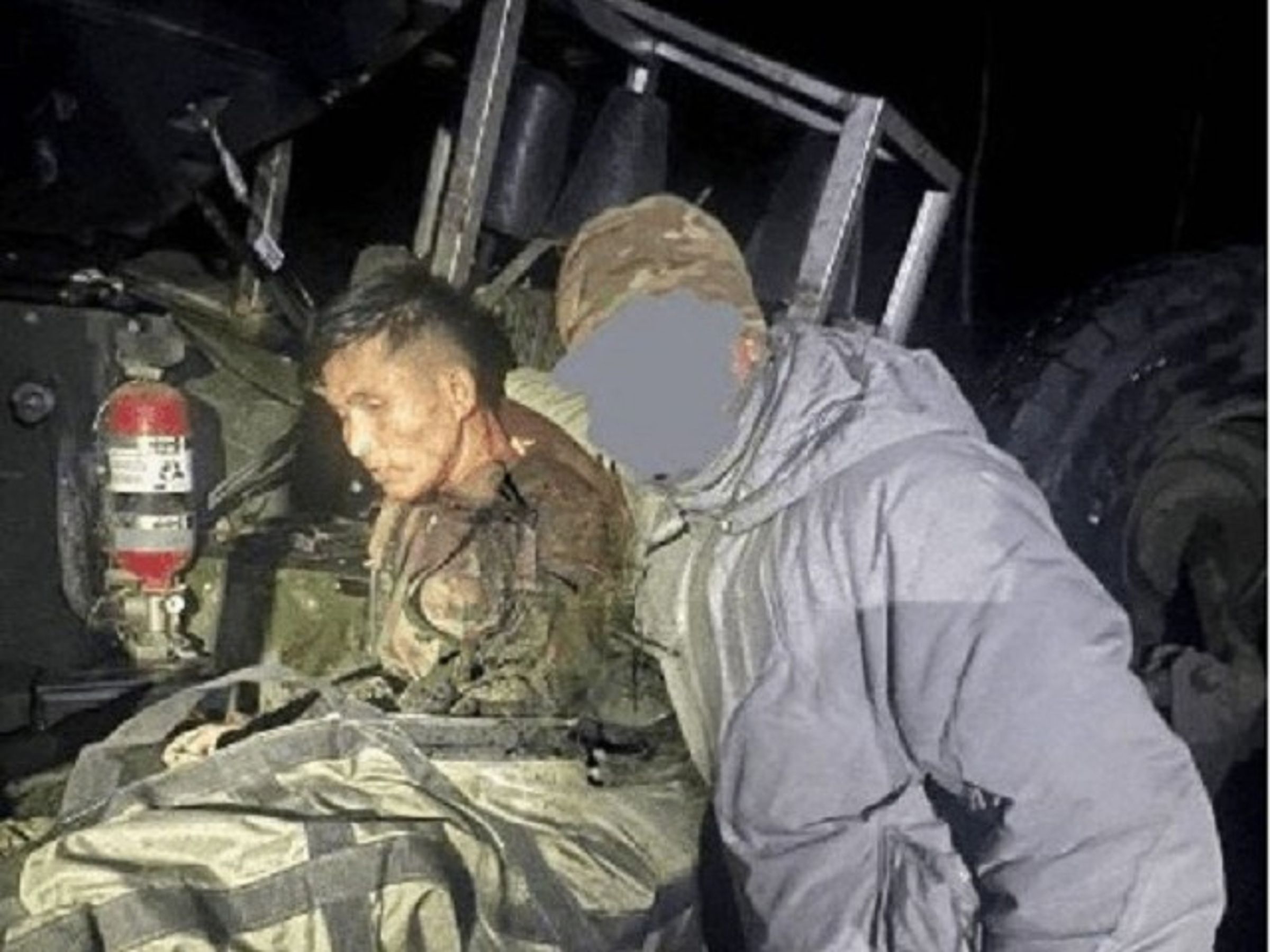 烏克蘭活捉1北韓大兵，震撼影像曝光！筆記透露「3P誘餌戰術」。（翻自X平台）