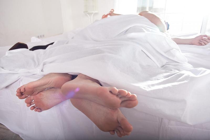 一名男子一夜情後擔心感染HPV病毒,直奔醫院確認是否中標。(示意圖,photoAC)