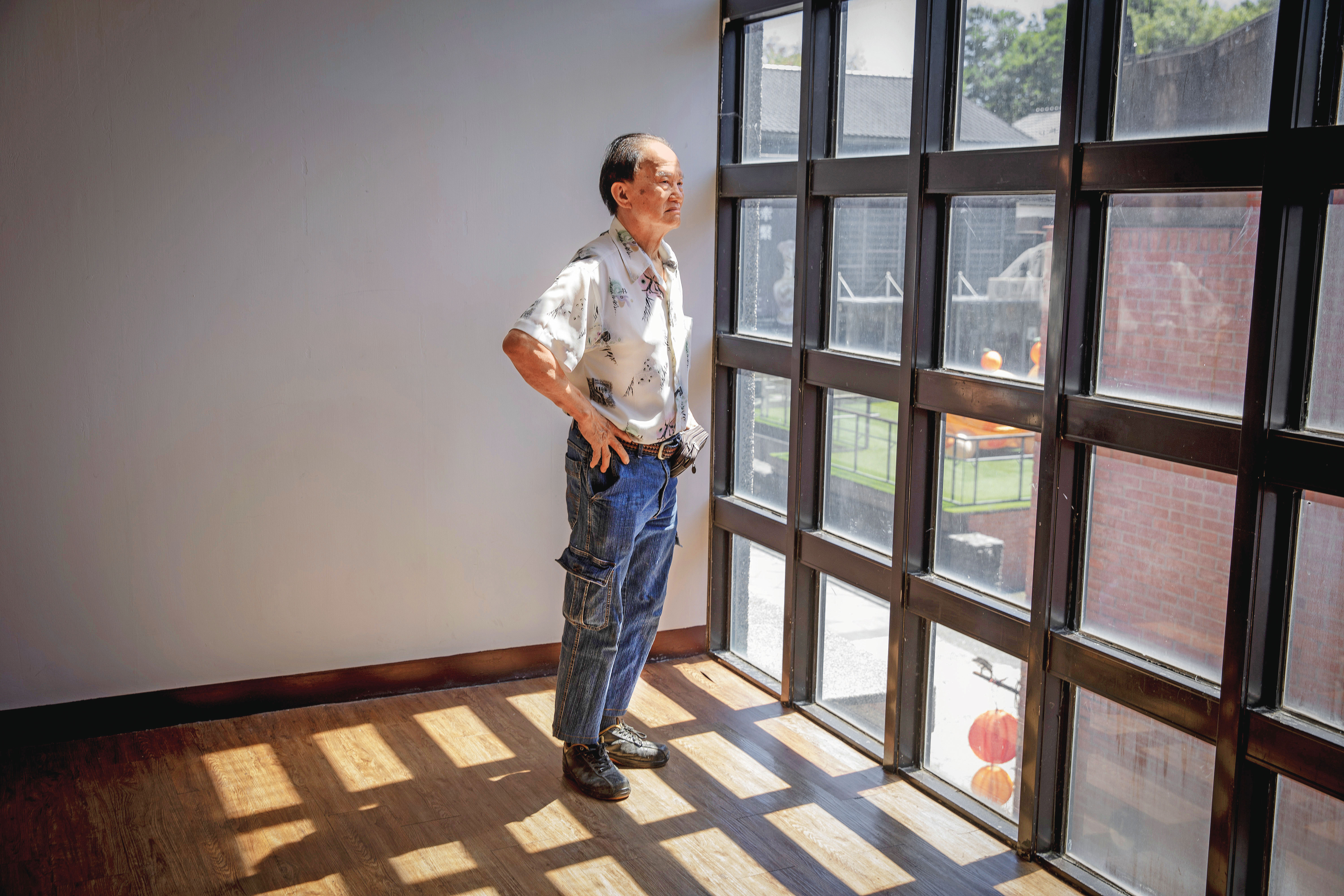 葉輝龍當木匠67年，自認是做粗工的人，從沒想過有一天會得金鐘獎。