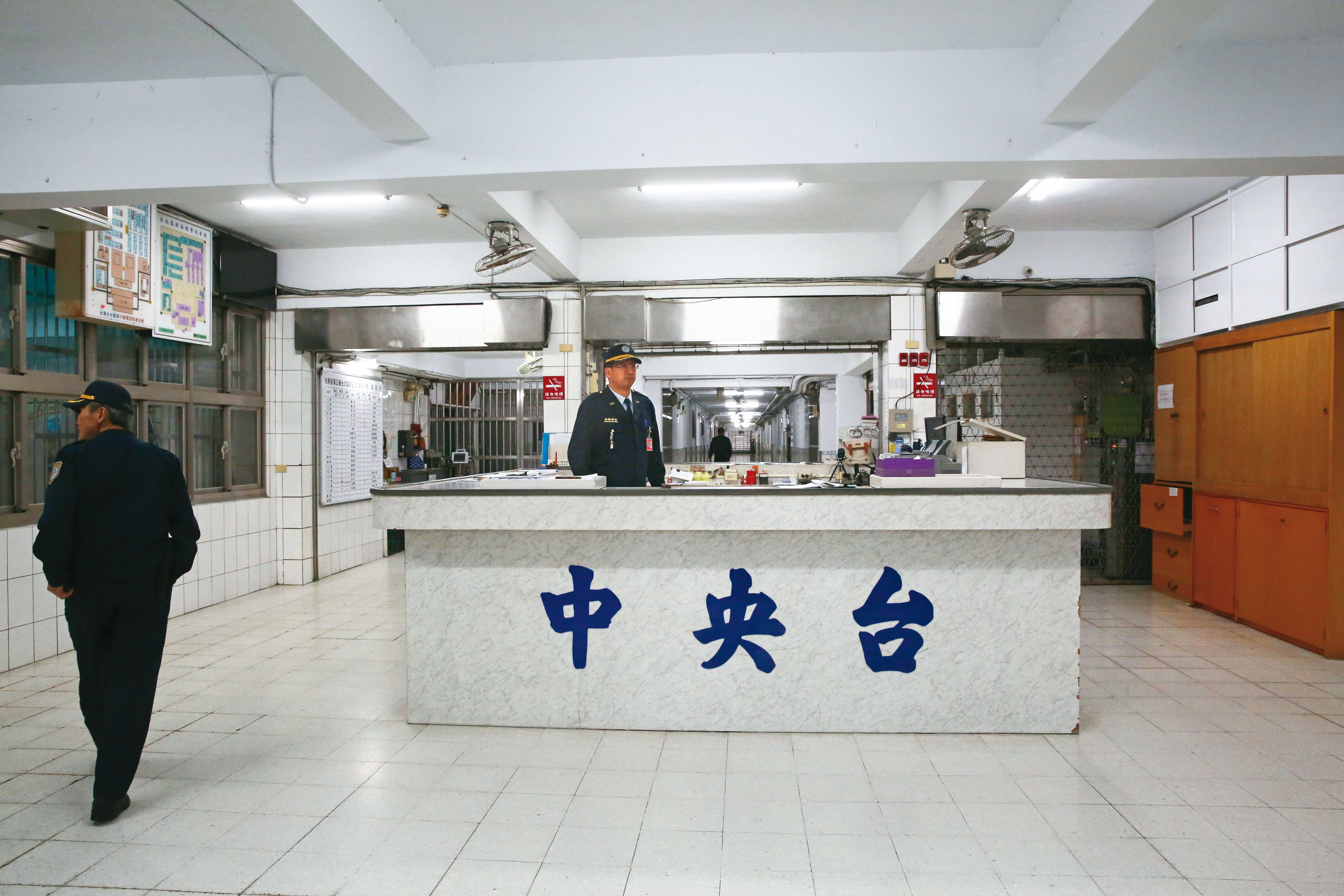 命案發生以後，台北監獄調閱中央台（圖）的監控畫面，希望釐清案情。