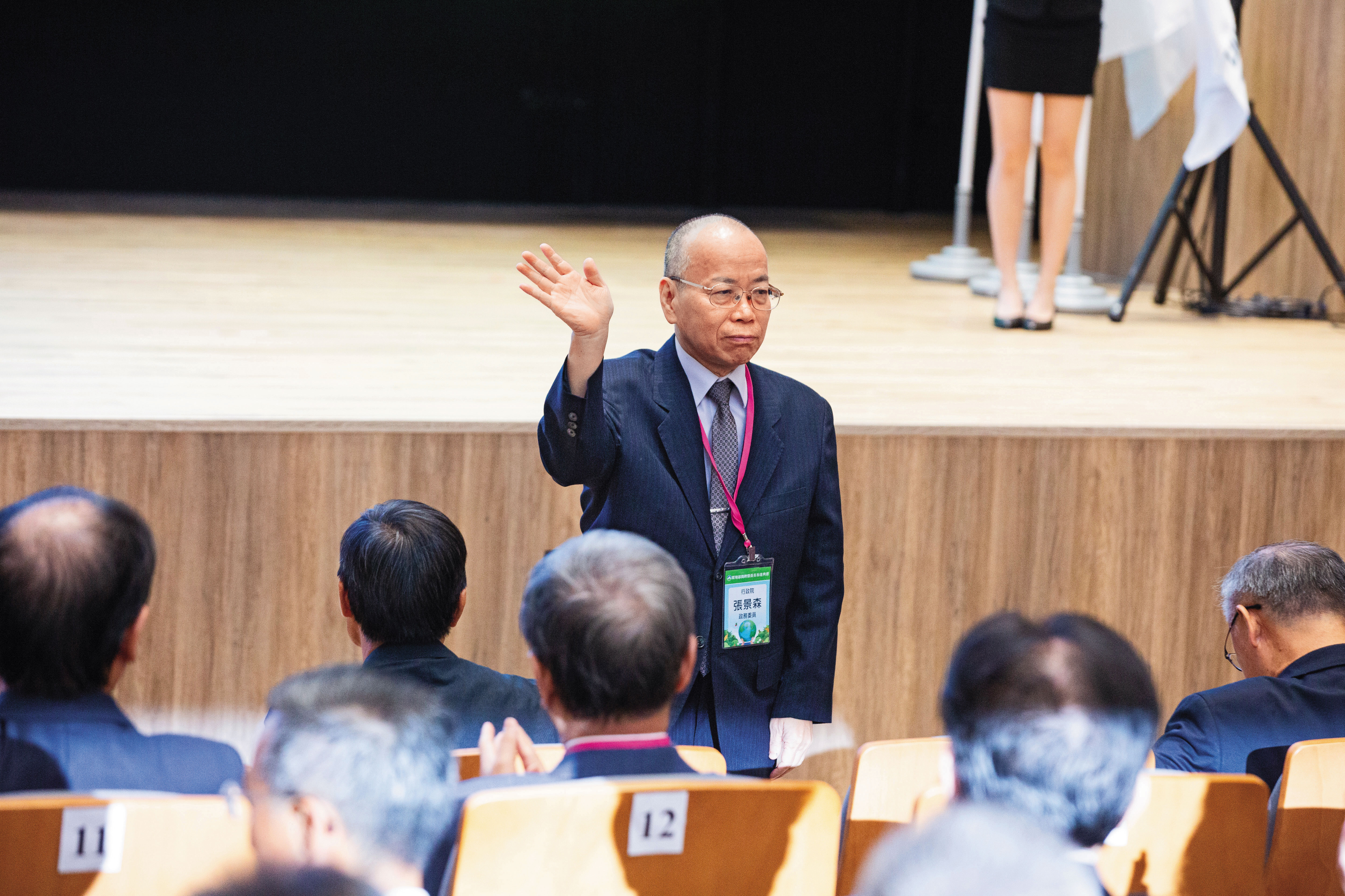 時任行政院政務委員張景森（圖）曾遭黃國昌狗仔隊跟監，幸好司機察覺報警抓包。