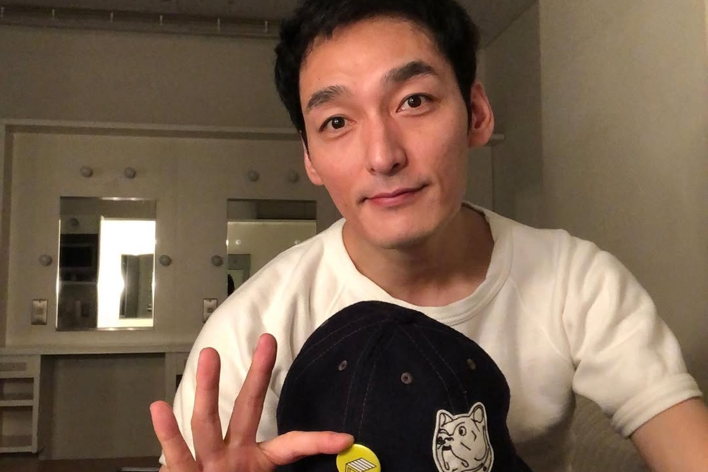 草彅剛透過經紀公司官網發表自己升格當爸。(翻攝自草彅剛 IG)