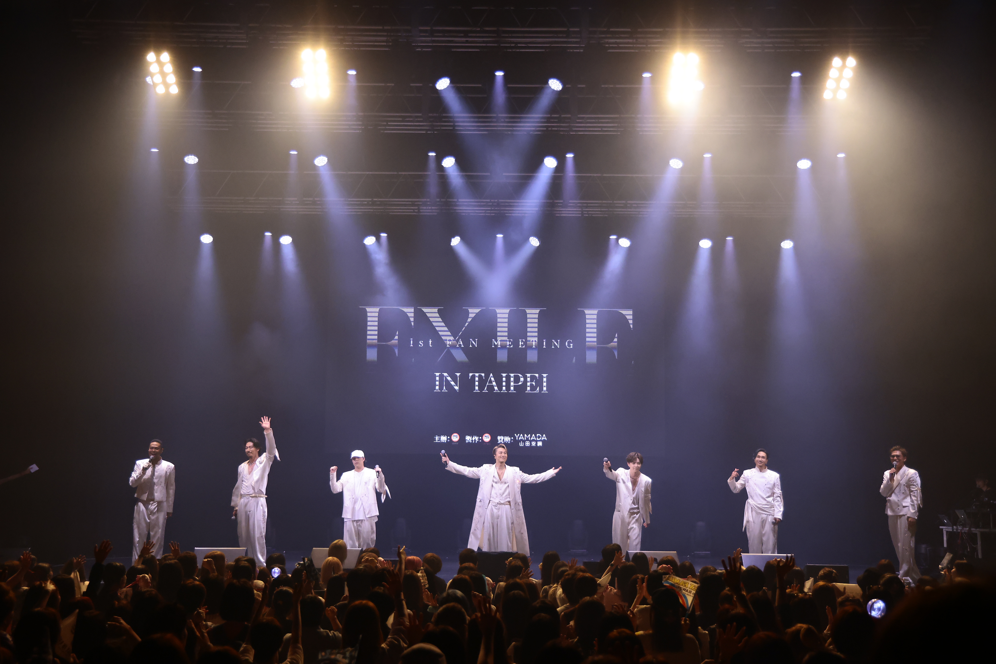 EXILE帶來多首歌曲表演嗨爆千名粉絲。(LDH愛夢悅提供)