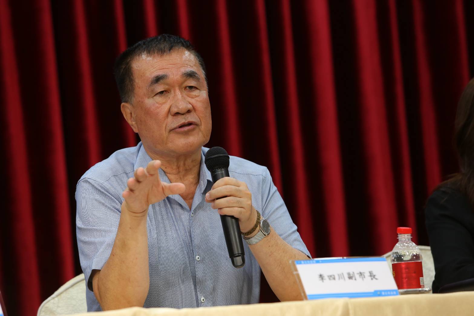 針對胞弟違法爭議，李四川再度做出回應。（鏡報姜永年）