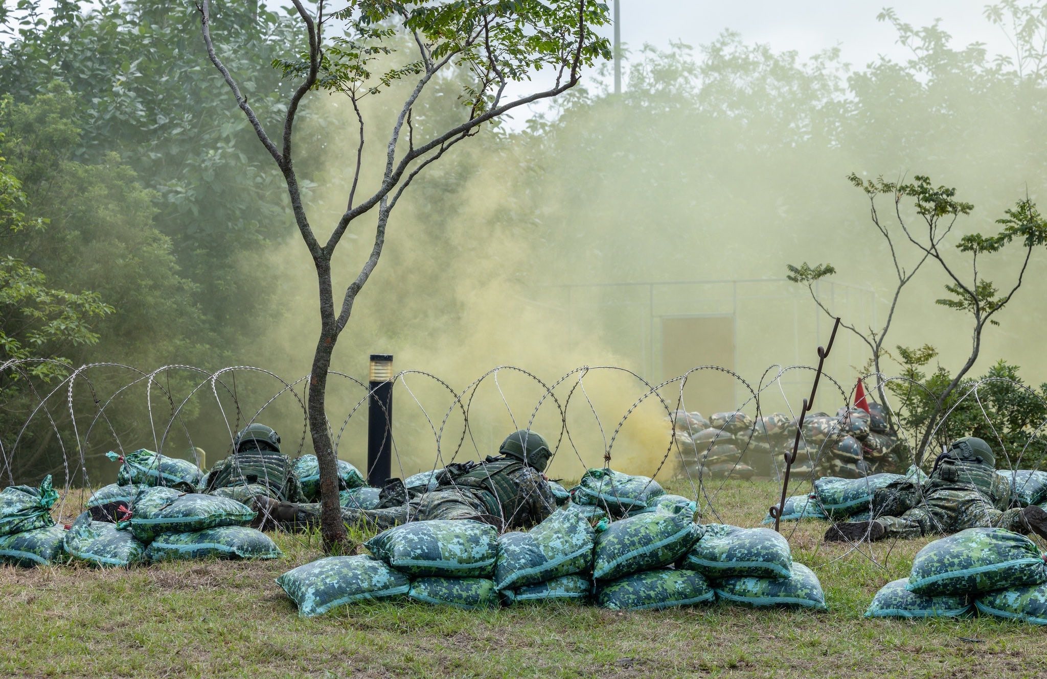 馬祖涉案軍人將個人擁有的蝦皮賣家帳號及綁定帳戶，以每月新台幣3千至5千元代價，出租給不法集團使用。示意圖非當事人（翻攝自國防部發言人臉書）