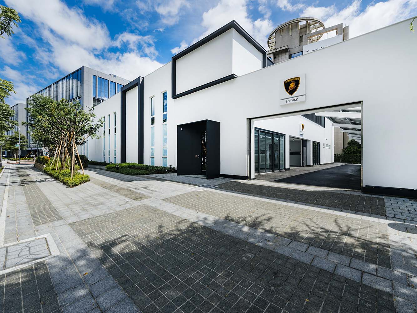 【服務廠開幕】全新蠻牛服務廠啟用　Lamborghini Taipei內湖全方位基地開始營運