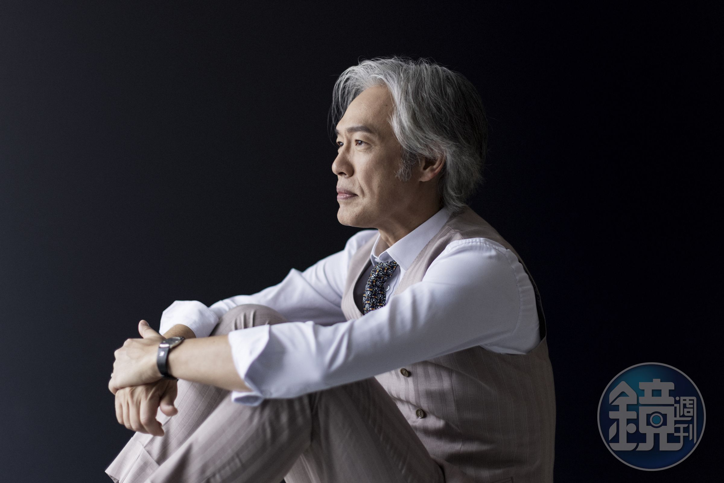 樊光耀對自己要求高,曾拿過金鐘影帝的他,說起35年在表演舞台上的時光:「我基本可以說,成績非常非常一般。」