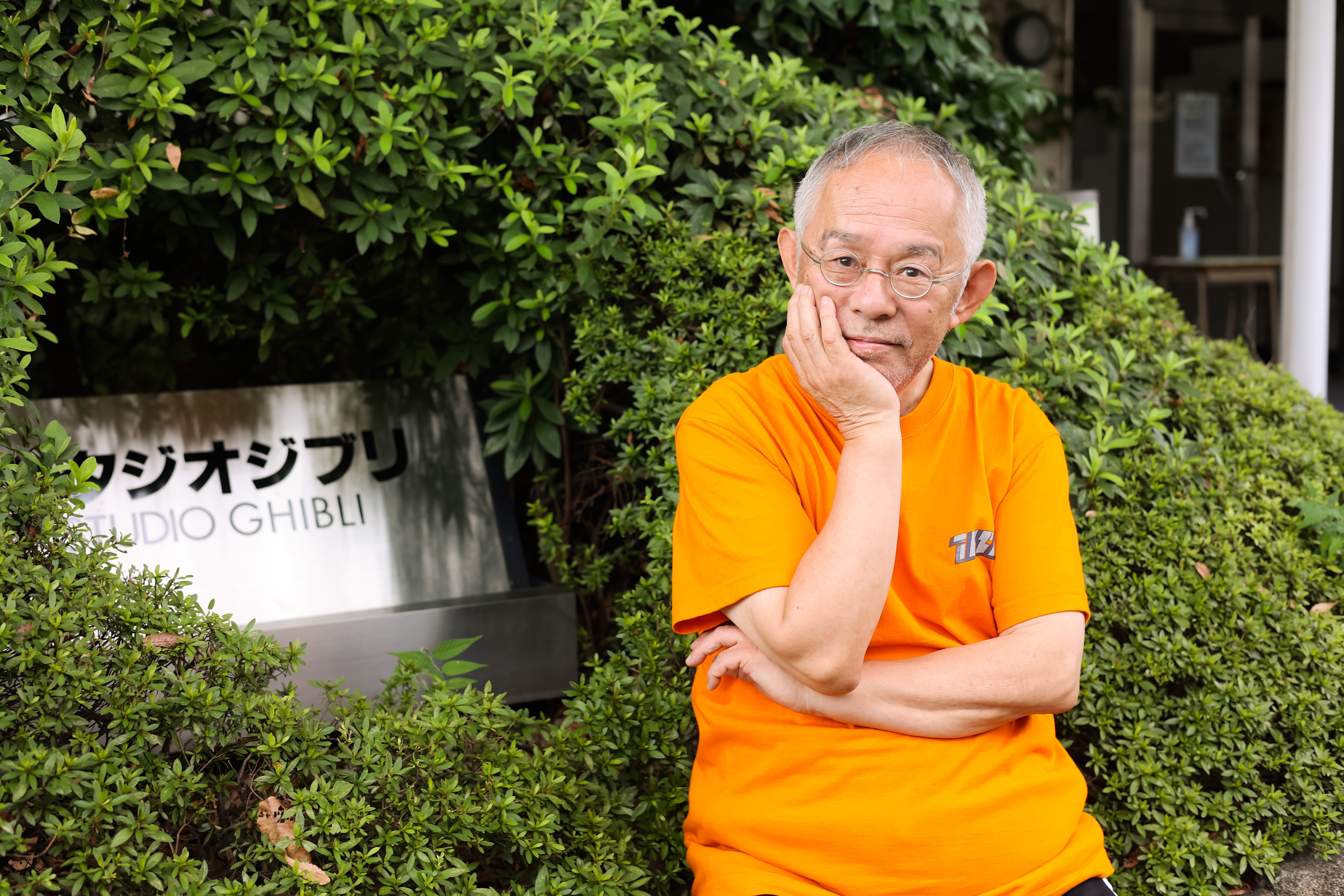 製作人铃木敏夫在位于东京都小金井市的吉卜力工作室接受本刊独家专访。（甲上娱乐提供）