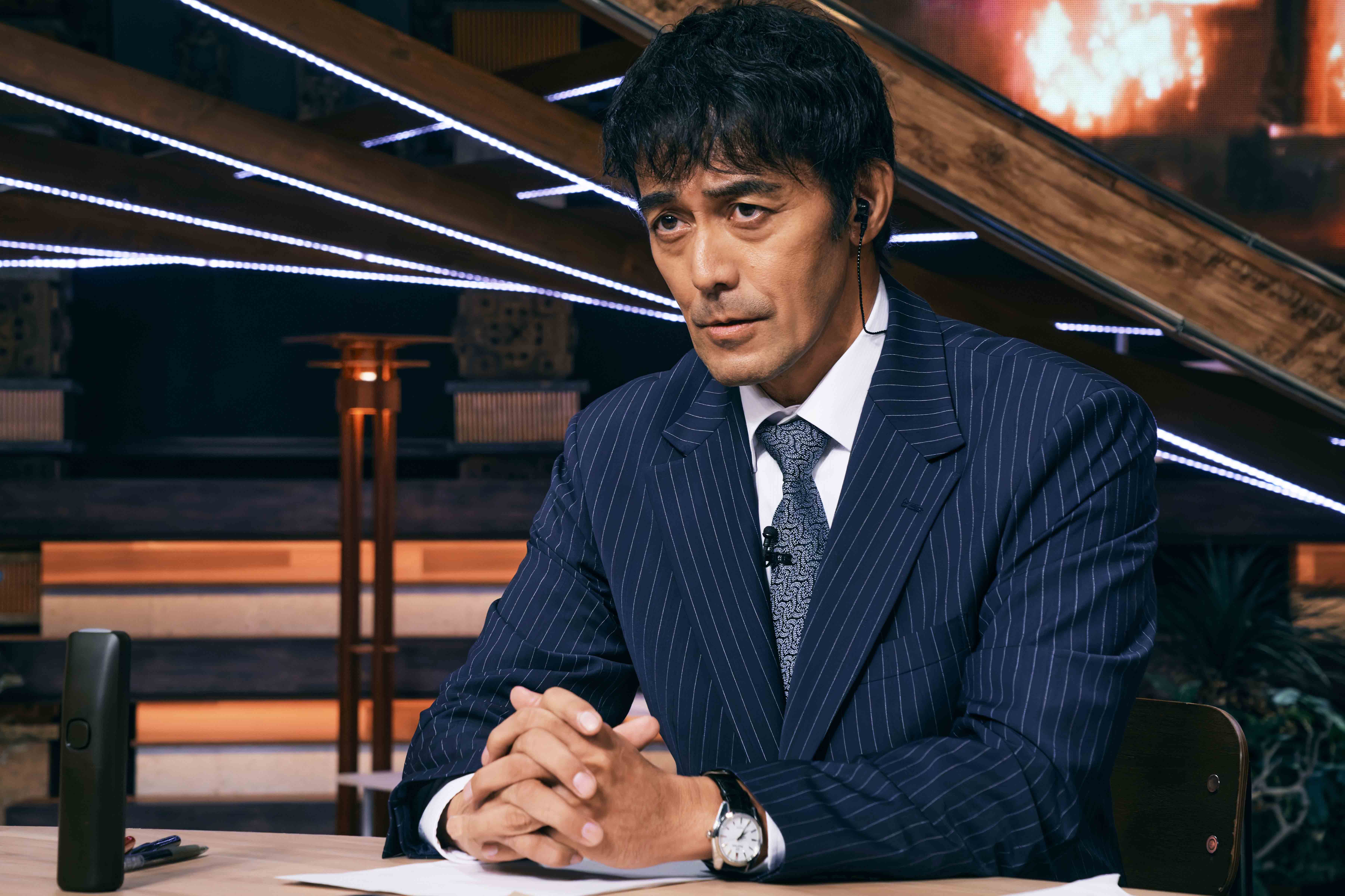 阿部寬首次挑戰主播角色，笑稱口條和口才彷彿也大躍進。（天馬行空提供）