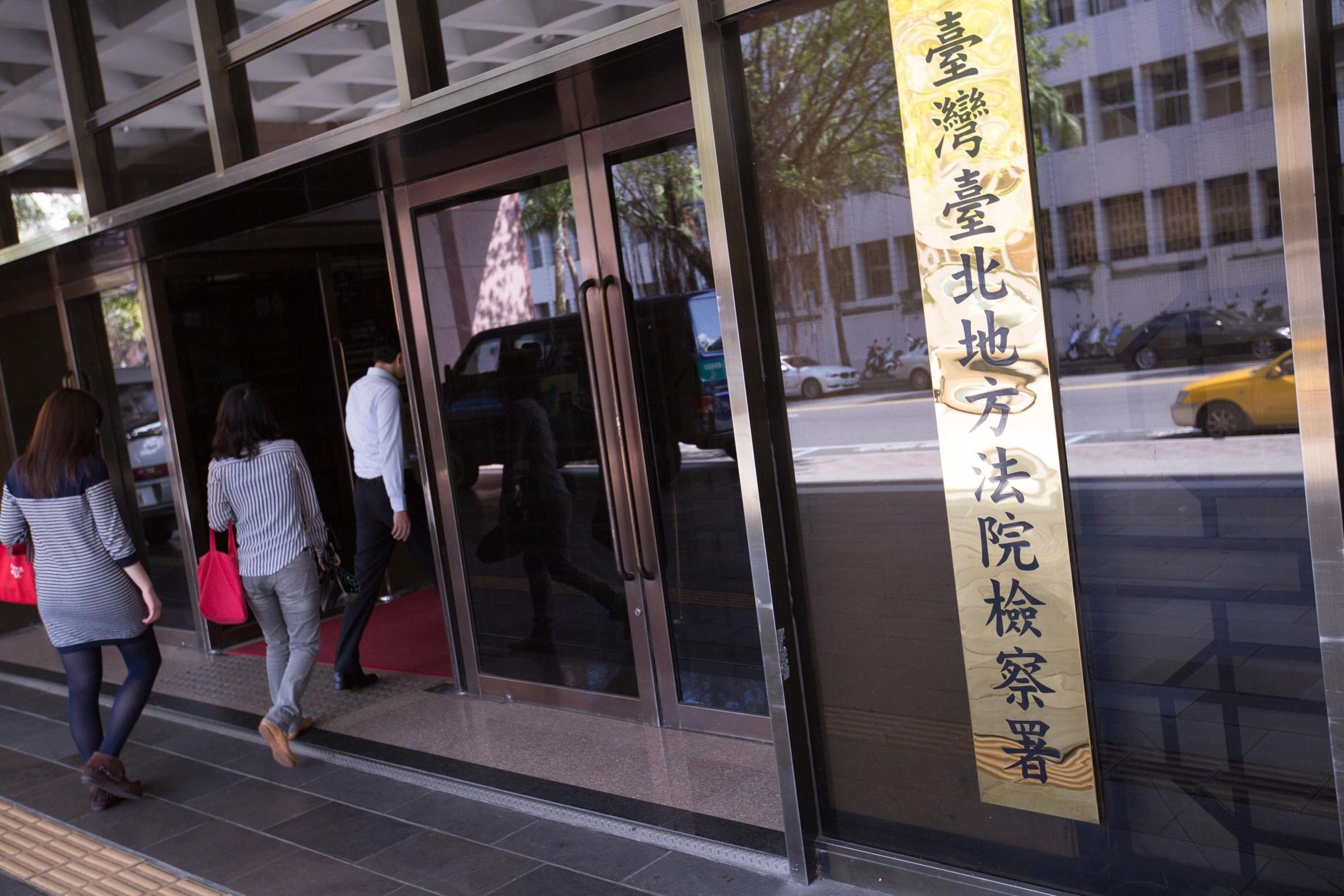 老字號印刷廠秋雨創新公司向台北地檢署對桃園市菩因禪寺如念法師(李秀琴)提告。(本刊資料照)