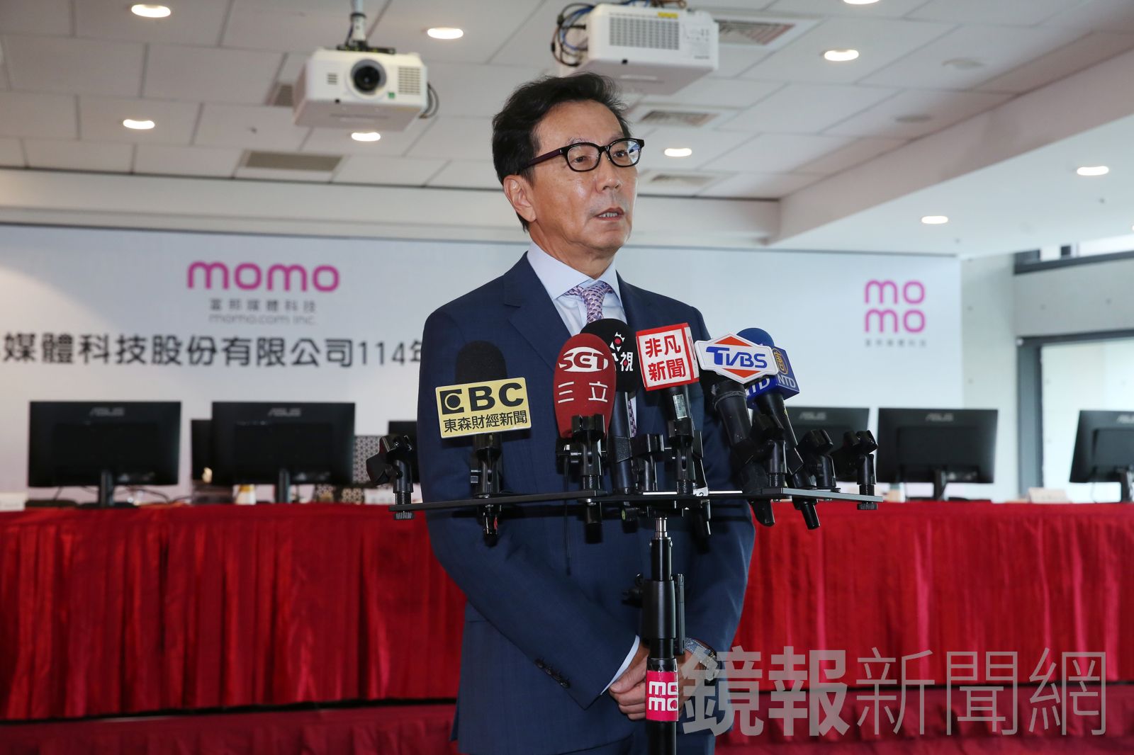 富邦媒董事長蔡明忠出席股東會，坦言對於富邦媒表現不算滿意。（鏡報董孟航攝）