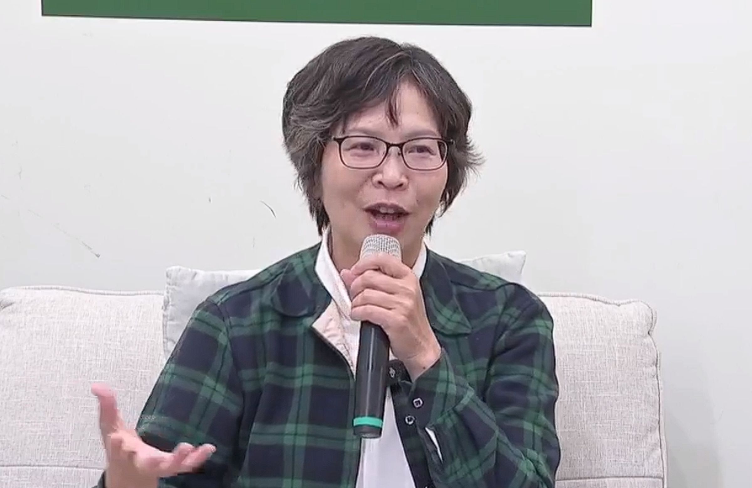 前民眾黨立委蔡壁如昨開記者會被問到是否有參加民眾黨尾牙,她一愣表示不知道有什麼尾牙,引發議論。(翻攝自蔡壁如臉書)